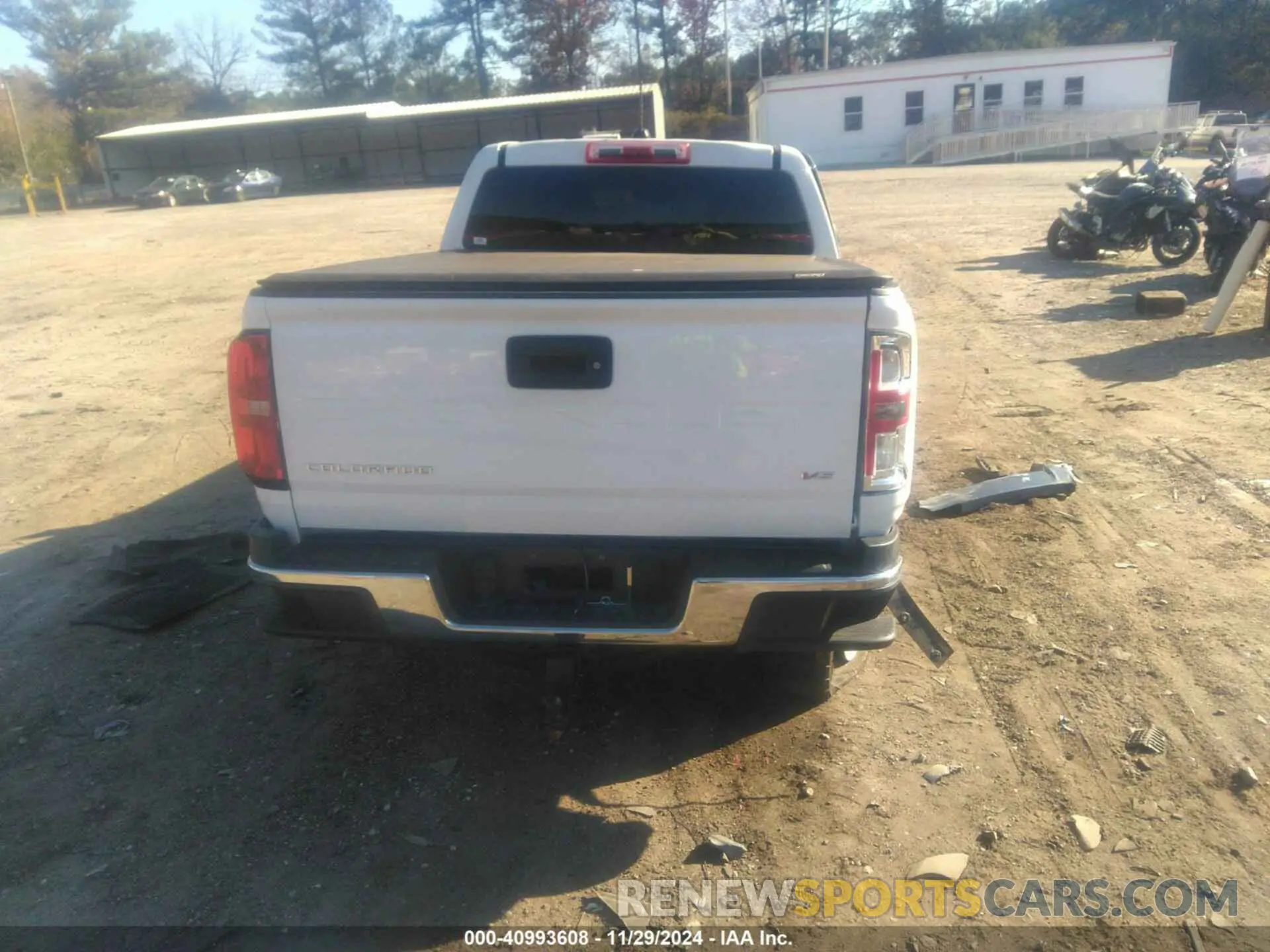 16 Photograph of a damaged car 1GCGSBEN4N1147688 CHEVROLET COLORADO 2022
