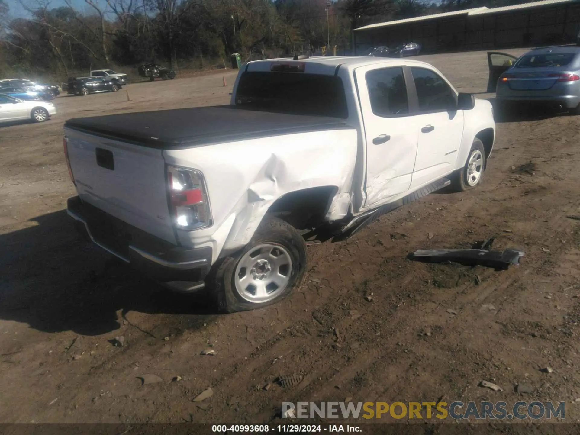 4 Photograph of a damaged car 1GCGSBEN4N1147688 CHEVROLET COLORADO 2022