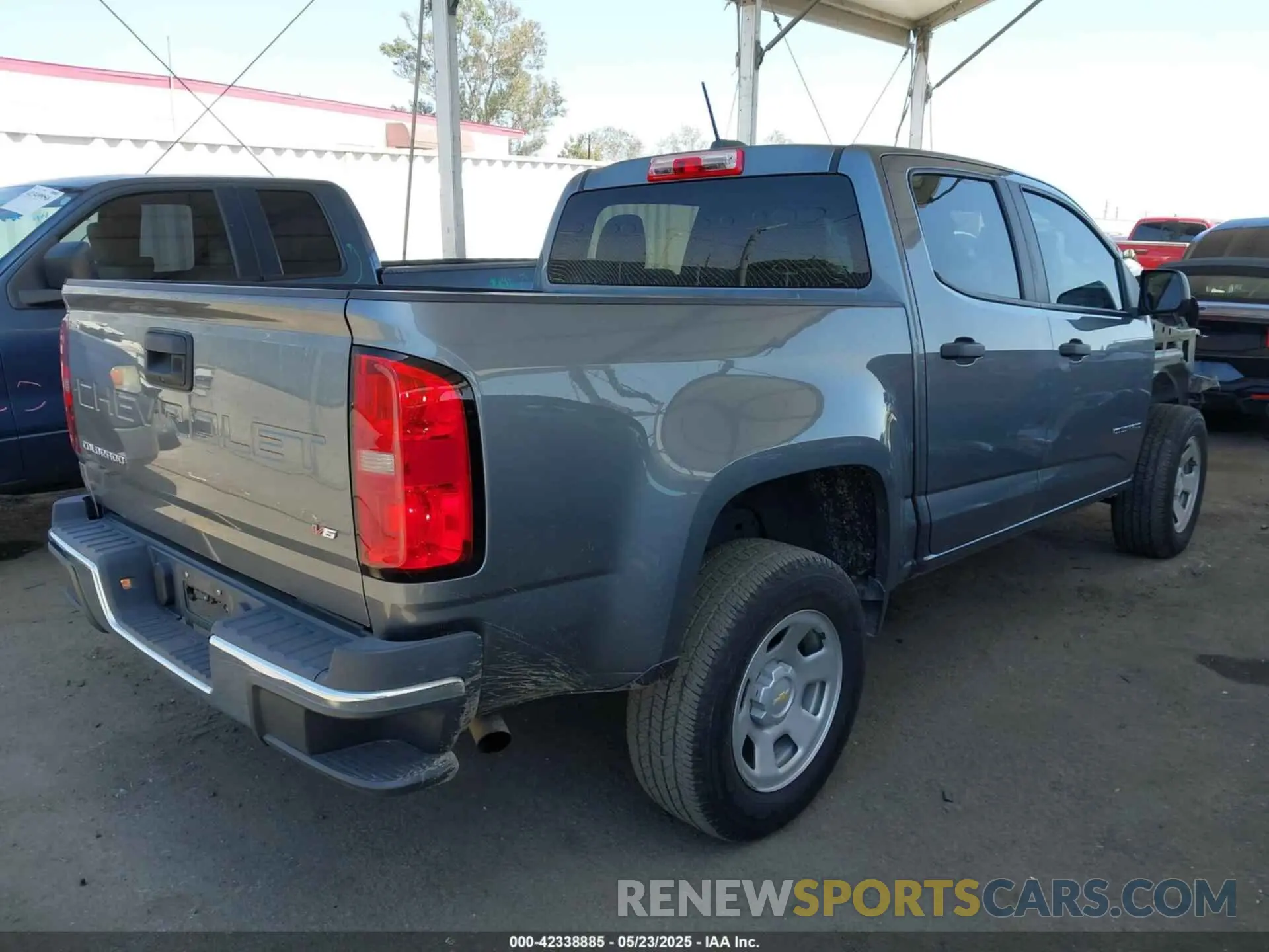 4 Photograph of a damaged car 1GCGSBEN5N1174544 CHEVROLET COLORADO 2022