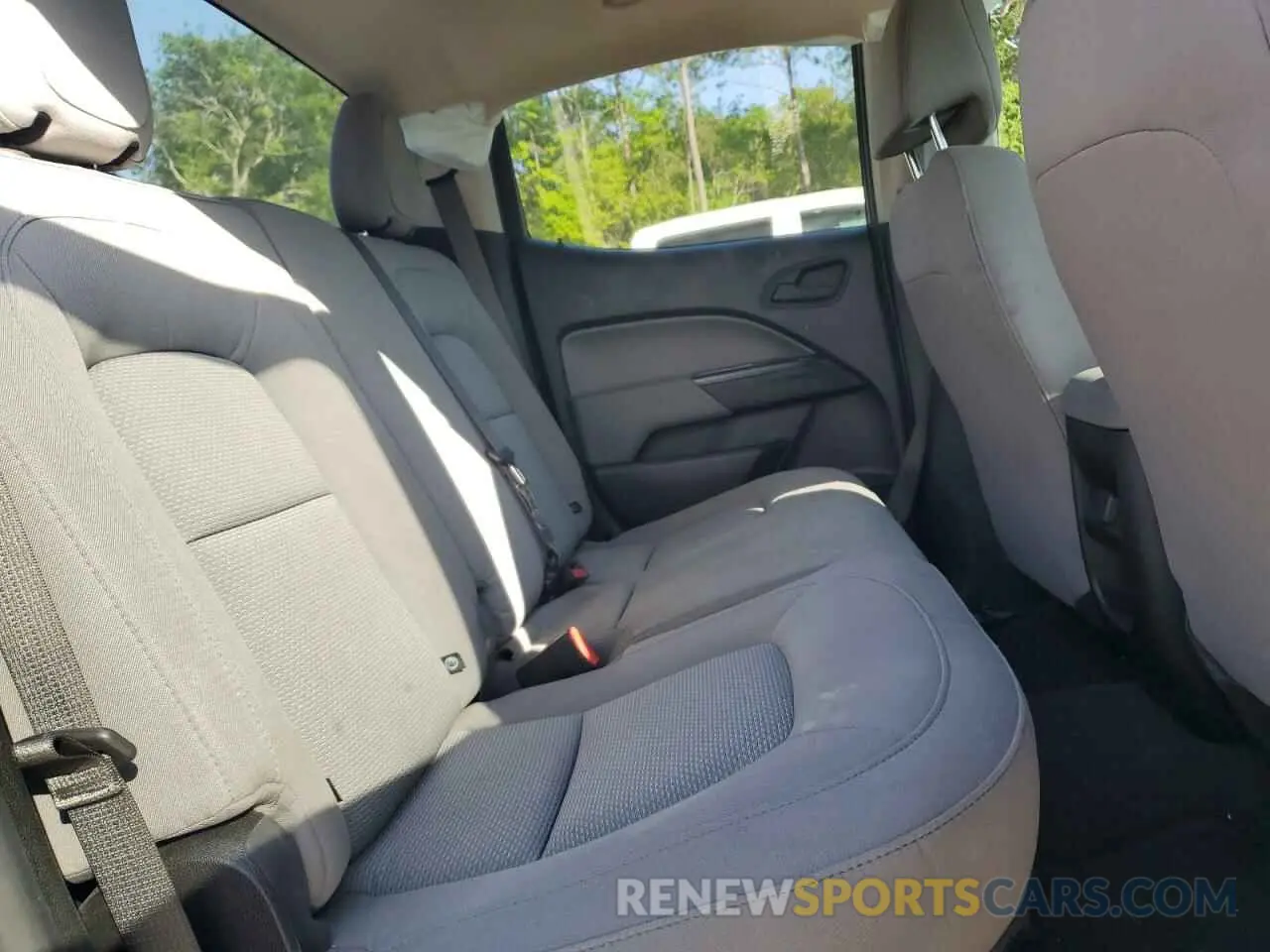 10 Photograph of a damaged car 1GCGSBEN9N1108434 CHEVROLET COLORADO 2022