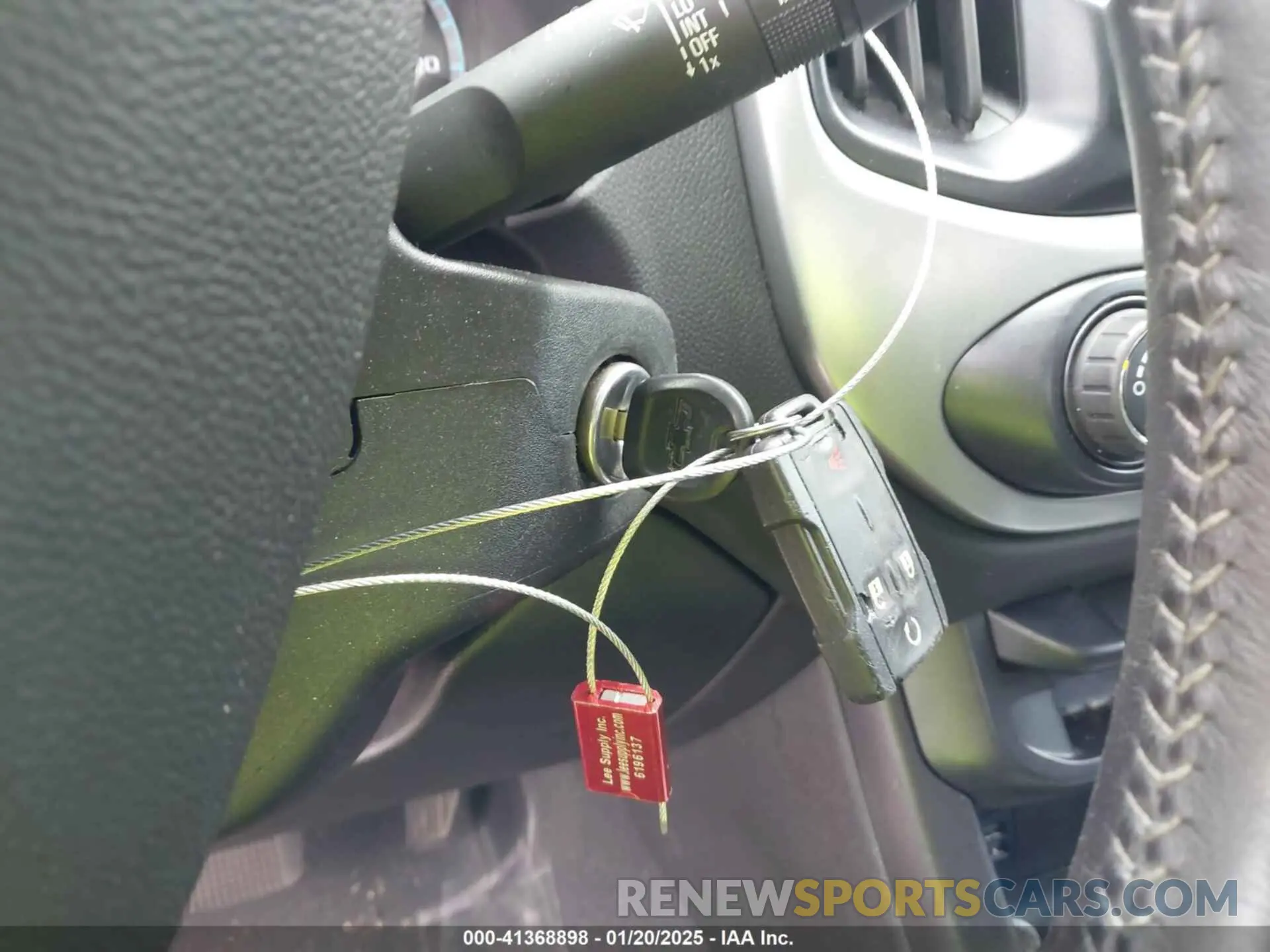 11 Photograph of a damaged car 1GCGSCEA5N1320105 CHEVROLET COLORADO 2022
