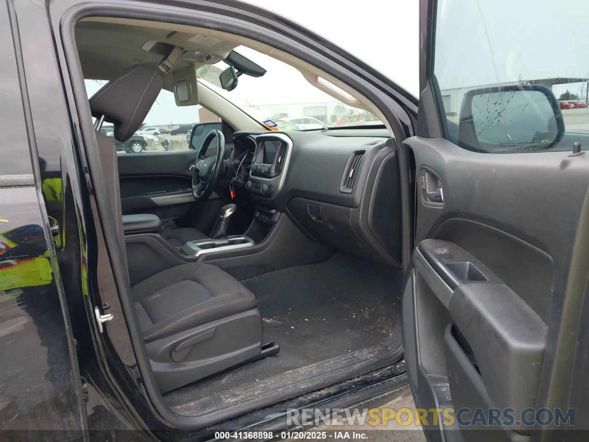 5 Photograph of a damaged car 1GCGSCEA5N1320105 CHEVROLET COLORADO 2022