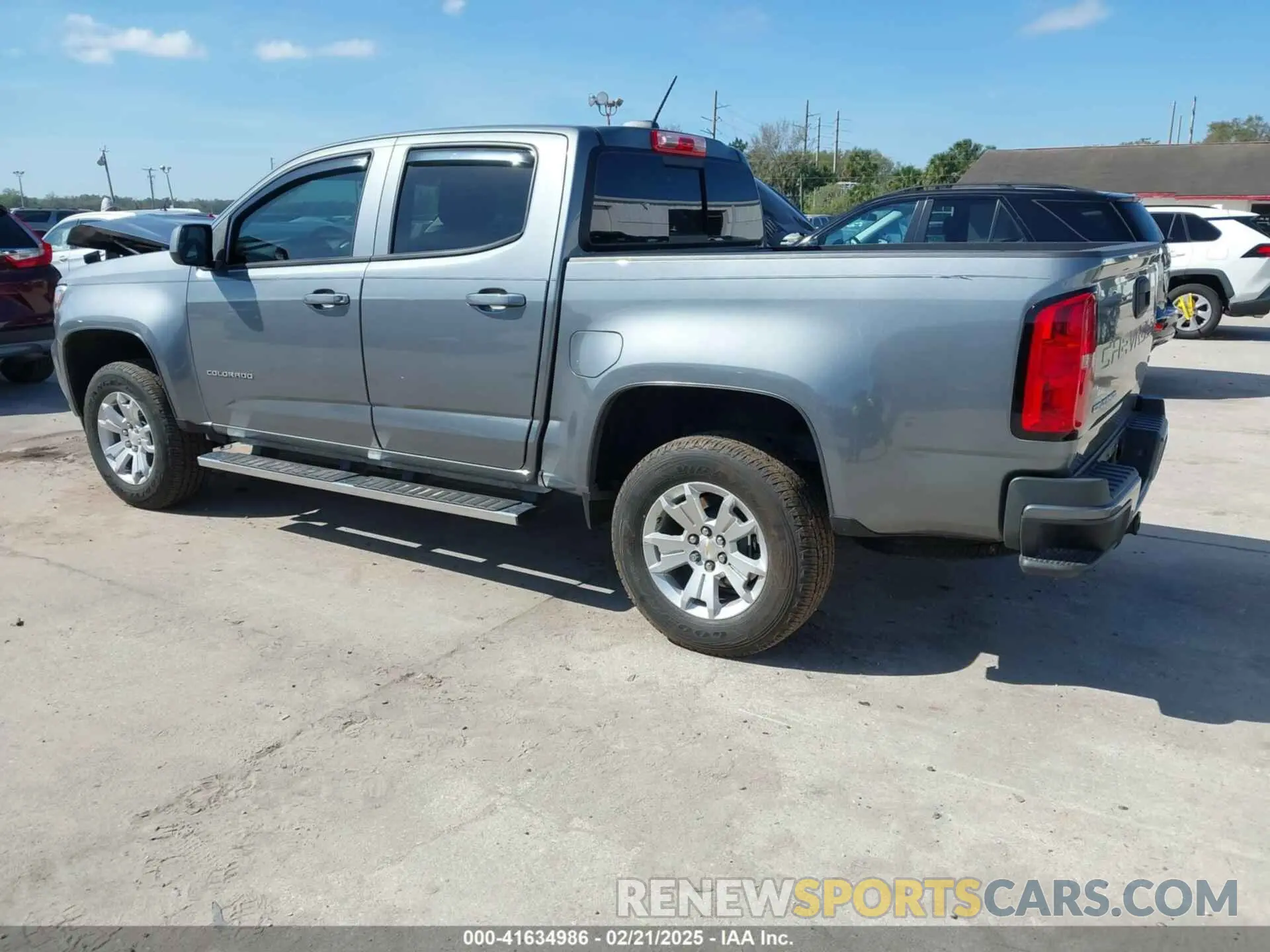 3 Photograph of a damaged car 1GCGSCEA6N1299202 CHEVROLET COLORADO 2022