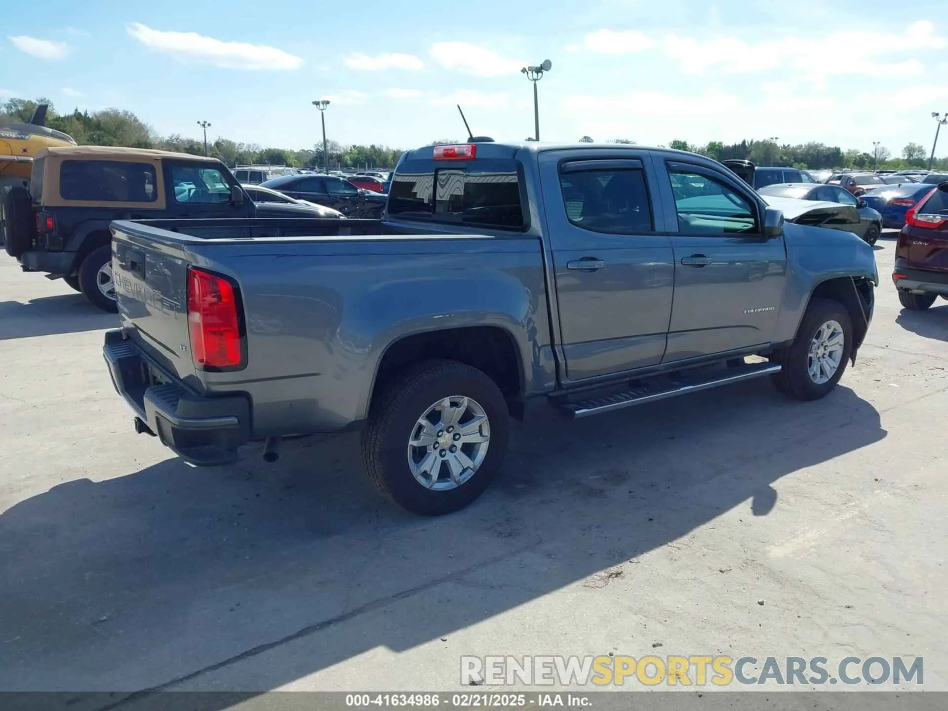 4 Photograph of a damaged car 1GCGSCEA6N1299202 CHEVROLET COLORADO 2022