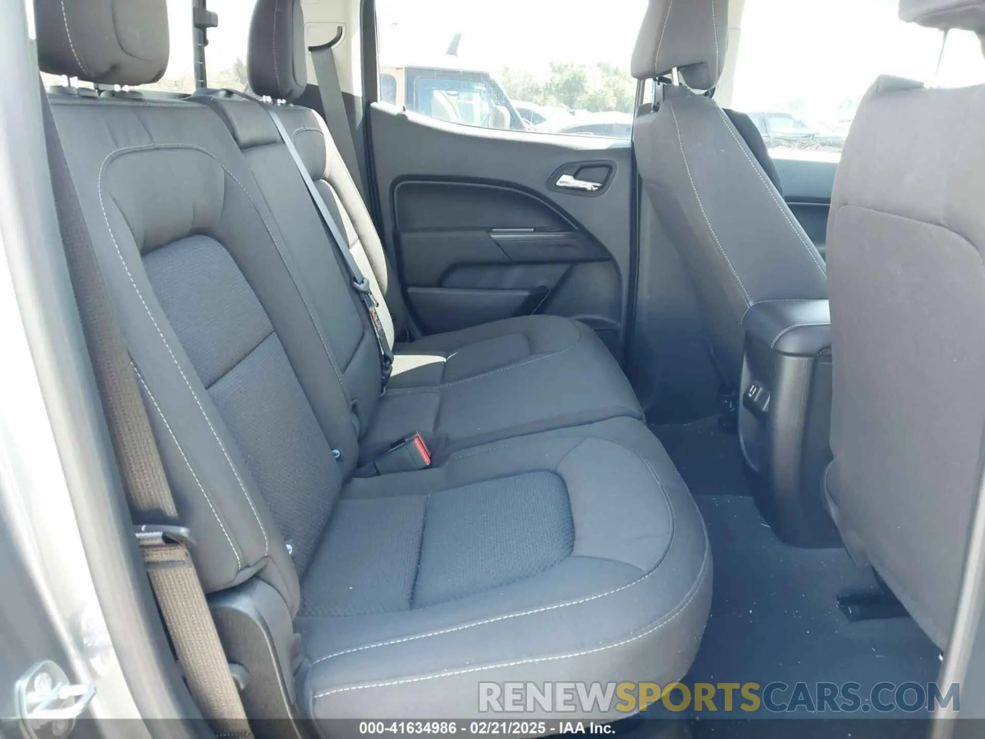 8 Photograph of a damaged car 1GCGSCEA6N1299202 CHEVROLET COLORADO 2022