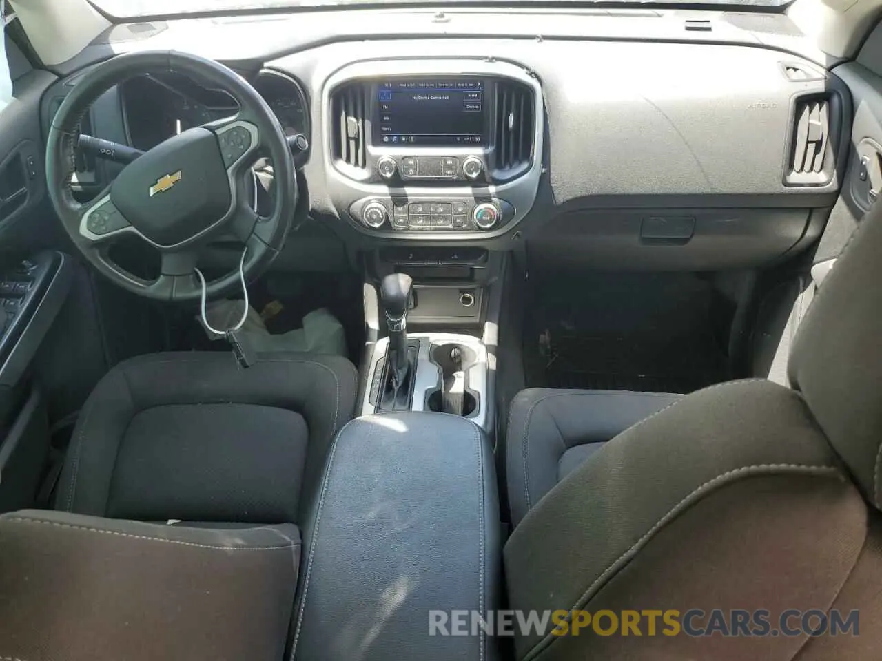 8 Photograph of a damaged car 1GCGSCEA9N1300391 CHEVROLET COLORADO 2022