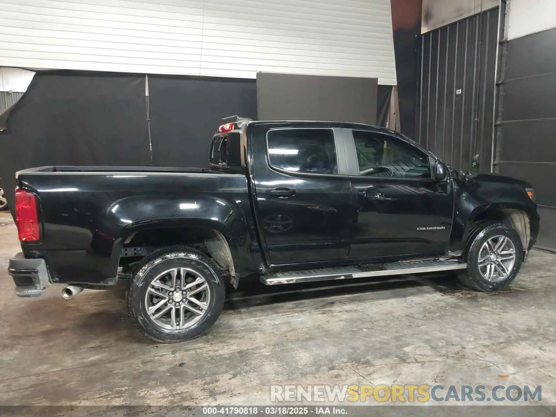 13 Photograph of a damaged car 1GCGSCEN2N1222426 CHEVROLET COLORADO 2022