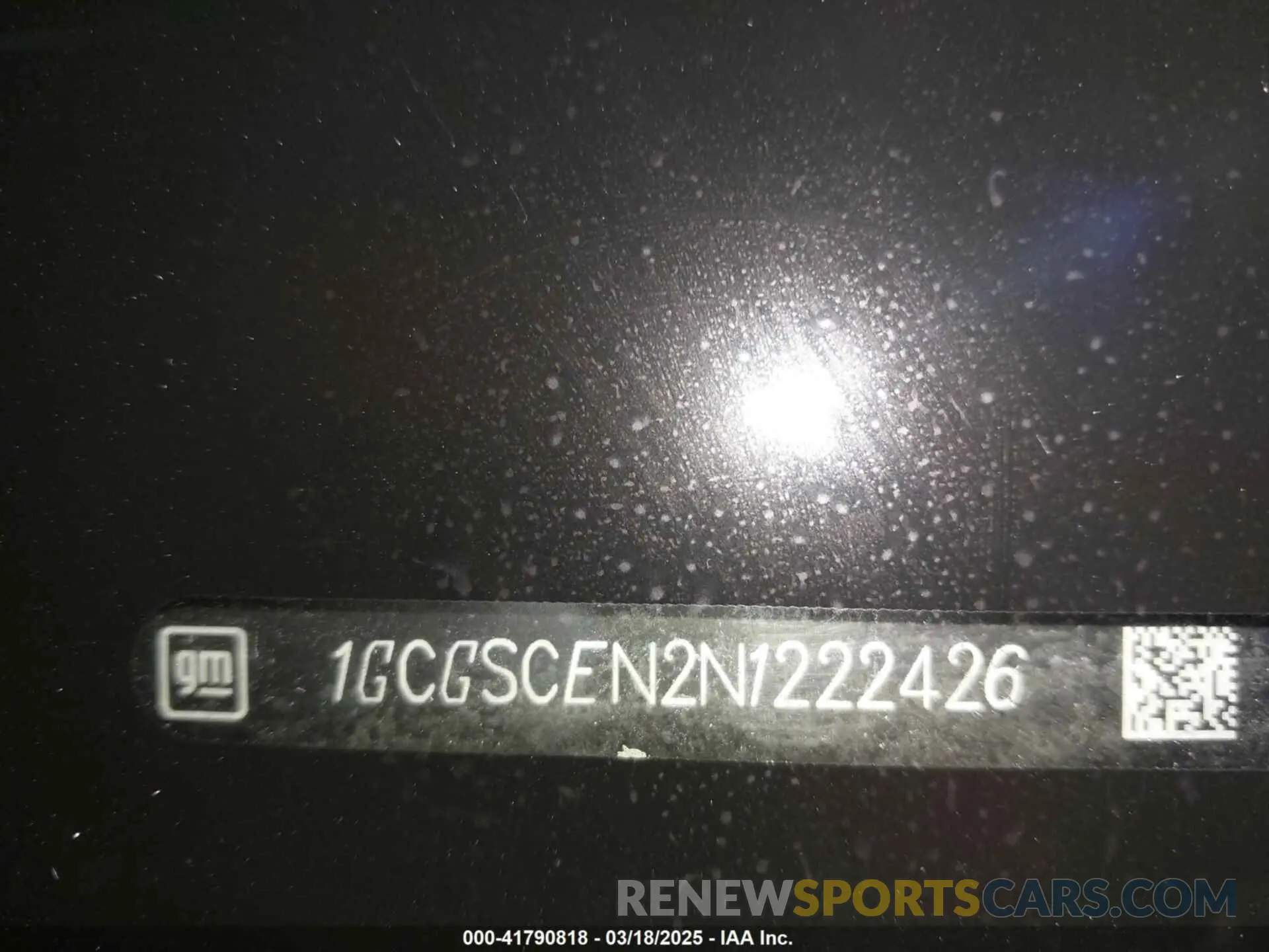 17 Photograph of a damaged car 1GCGSCEN2N1222426 CHEVROLET COLORADO 2022
