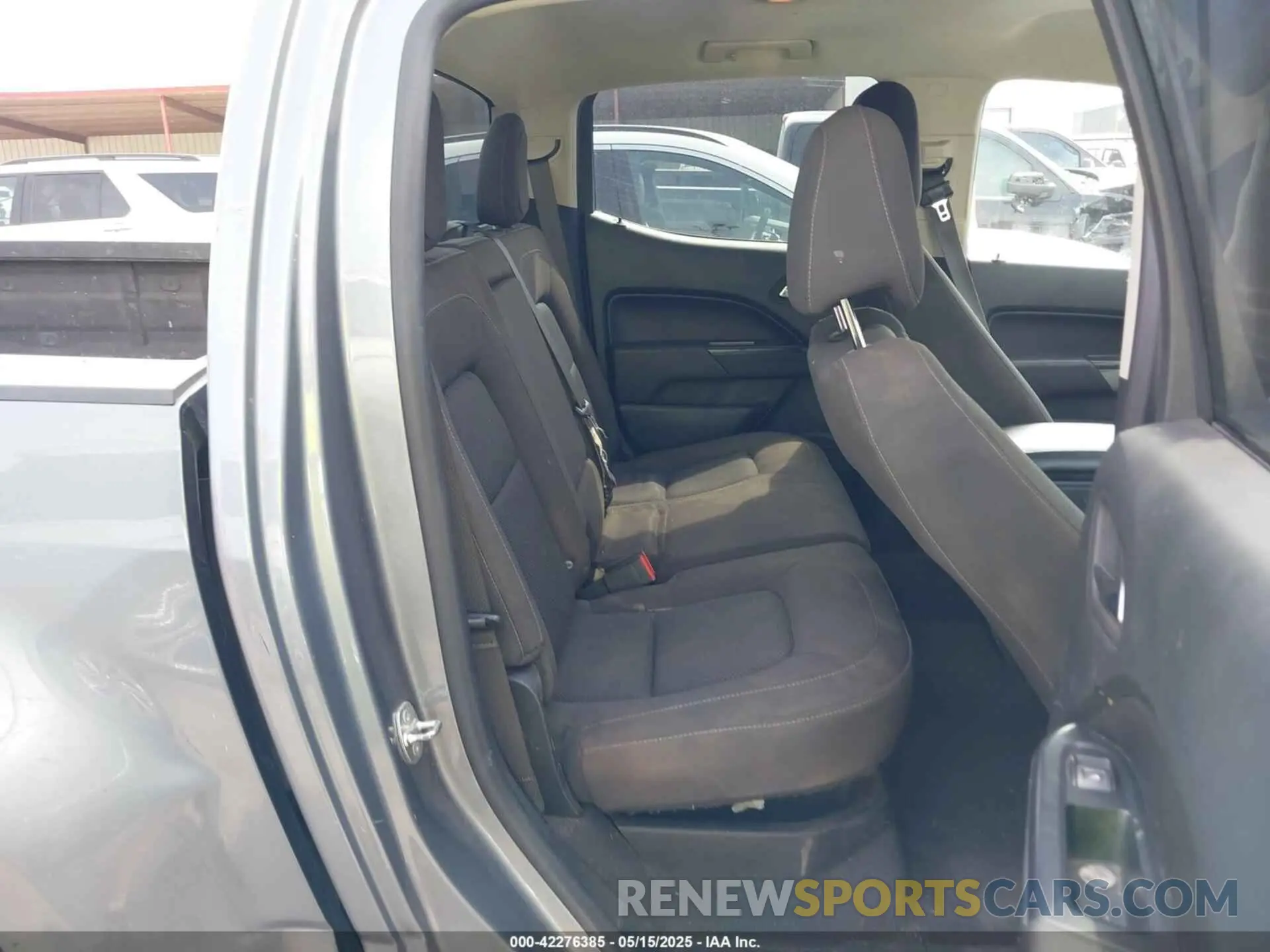 8 Photograph of a damaged car 1GCGSCEN3N1308067 CHEVROLET COLORADO 2022