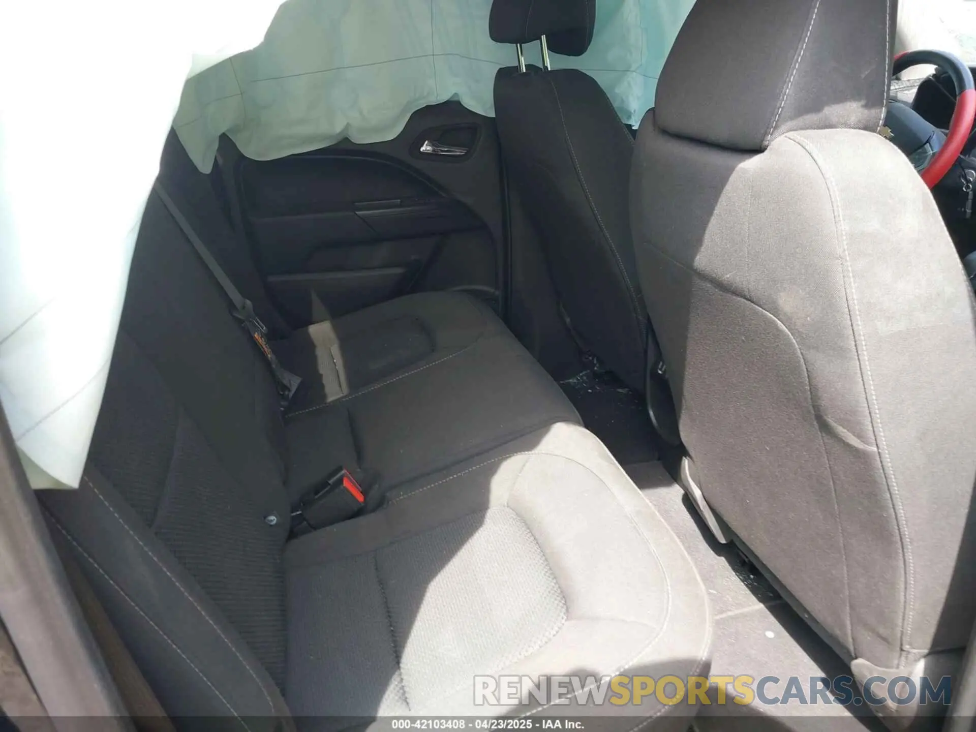 8 Photograph of a damaged car 1GCGSCEN4N1198906 CHEVROLET COLORADO 2022