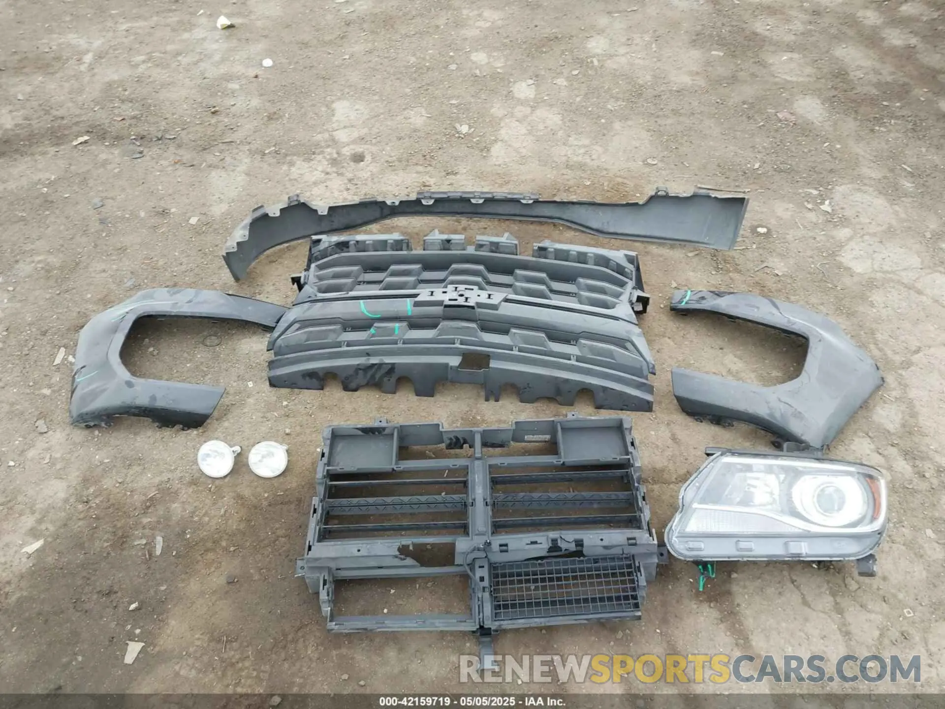 12 Photograph of a damaged car 1GCGSCEN7N1164846 CHEVROLET COLORADO 2022