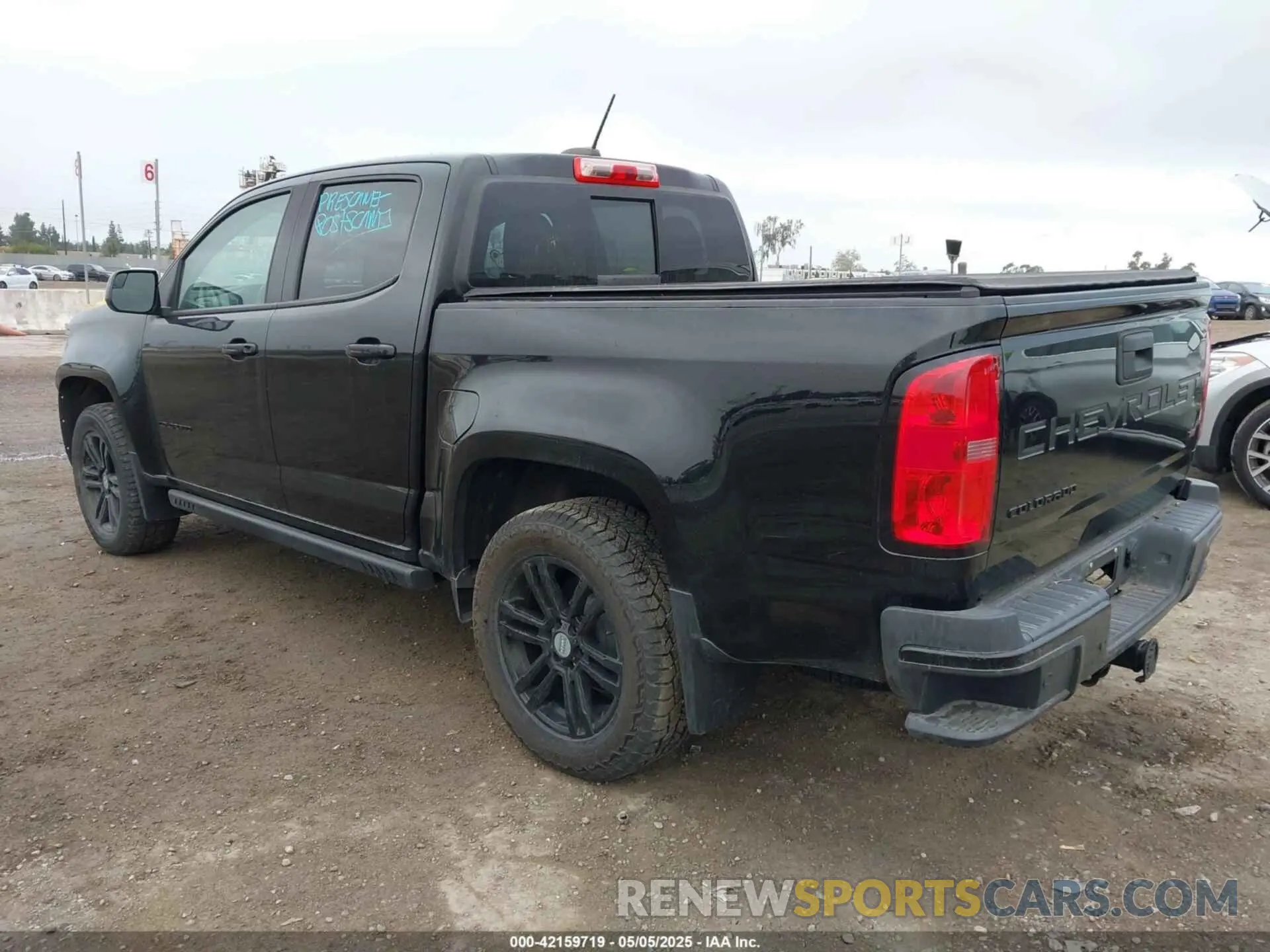 3 Photograph of a damaged car 1GCGSCEN7N1164846 CHEVROLET COLORADO 2022