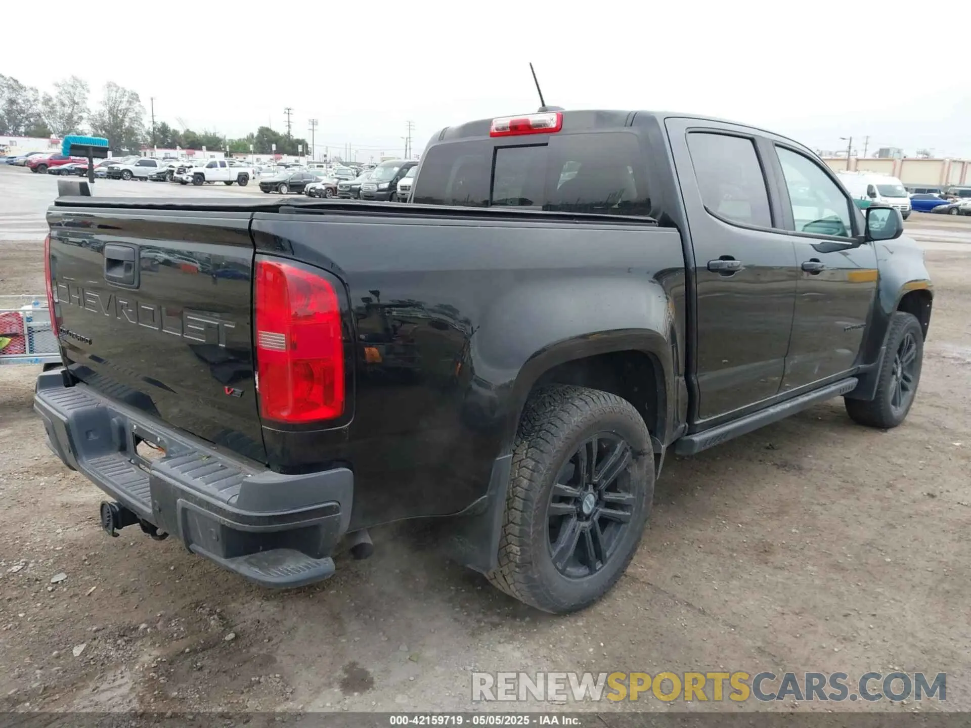 4 Photograph of a damaged car 1GCGSCEN7N1164846 CHEVROLET COLORADO 2022