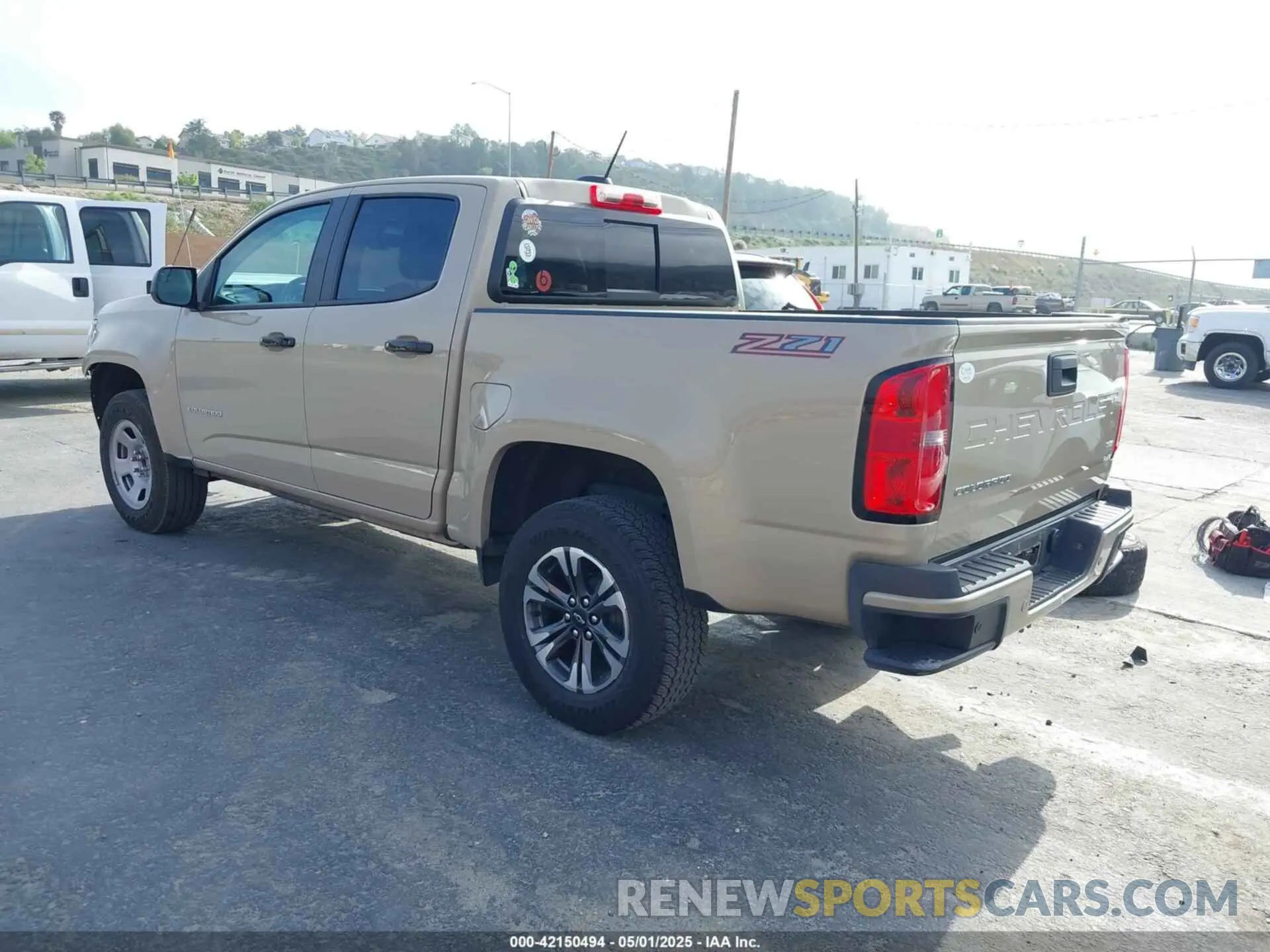 3 Photograph of a damaged car 1GCGSDEN0N1239425 CHEVROLET COLORADO 2022