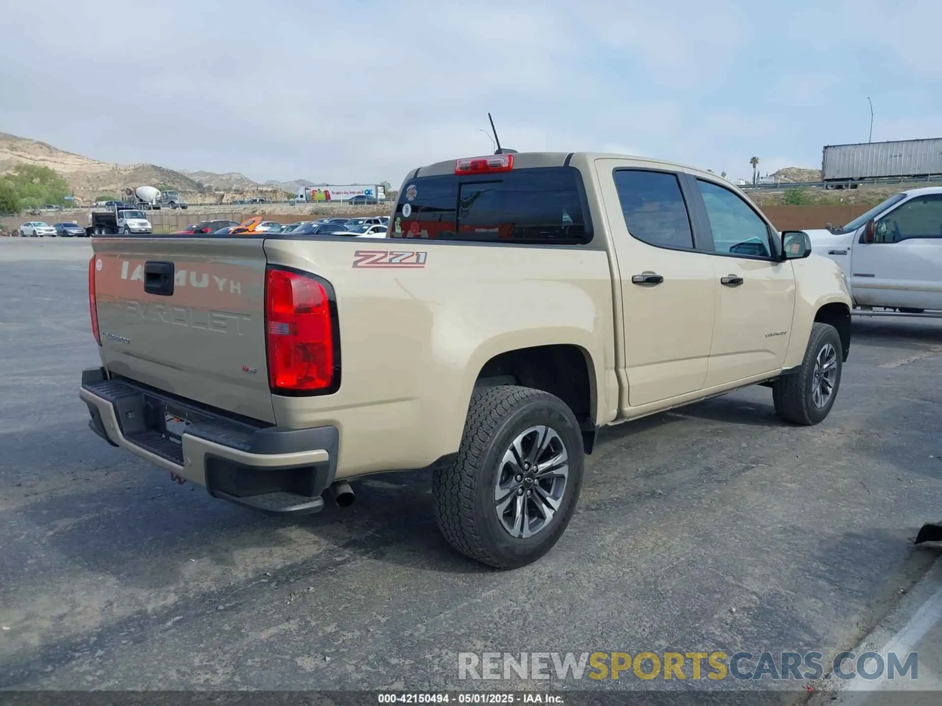 4 Photograph of a damaged car 1GCGSDEN0N1239425 CHEVROLET COLORADO 2022