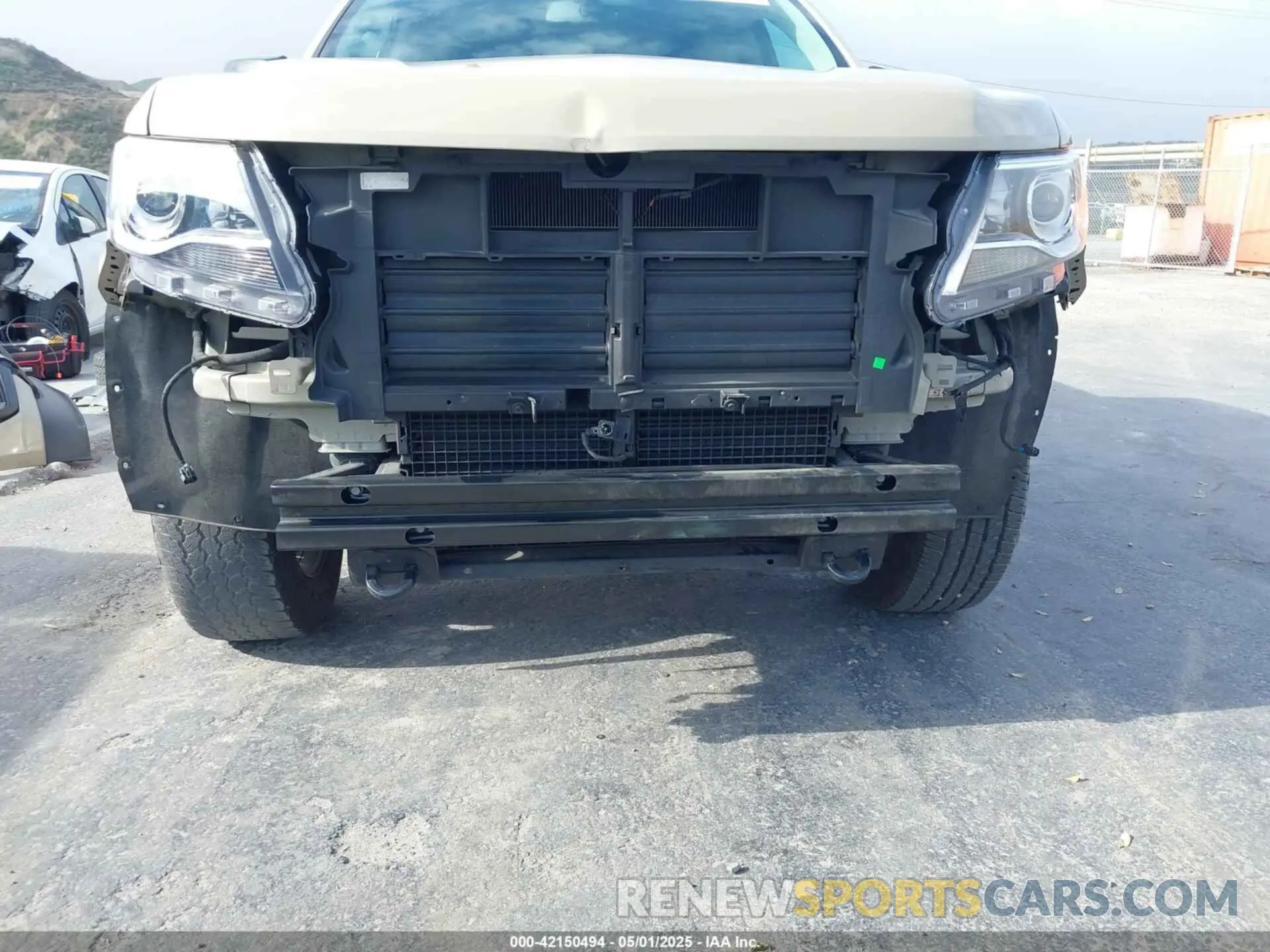 6 Photograph of a damaged car 1GCGSDEN0N1239425 CHEVROLET COLORADO 2022