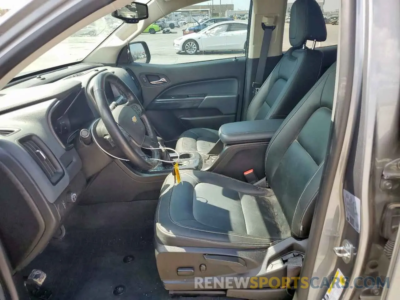 5 Photograph of a damaged car 1GCGSDEN8N1217141 CHEVROLET COLORADO 2022