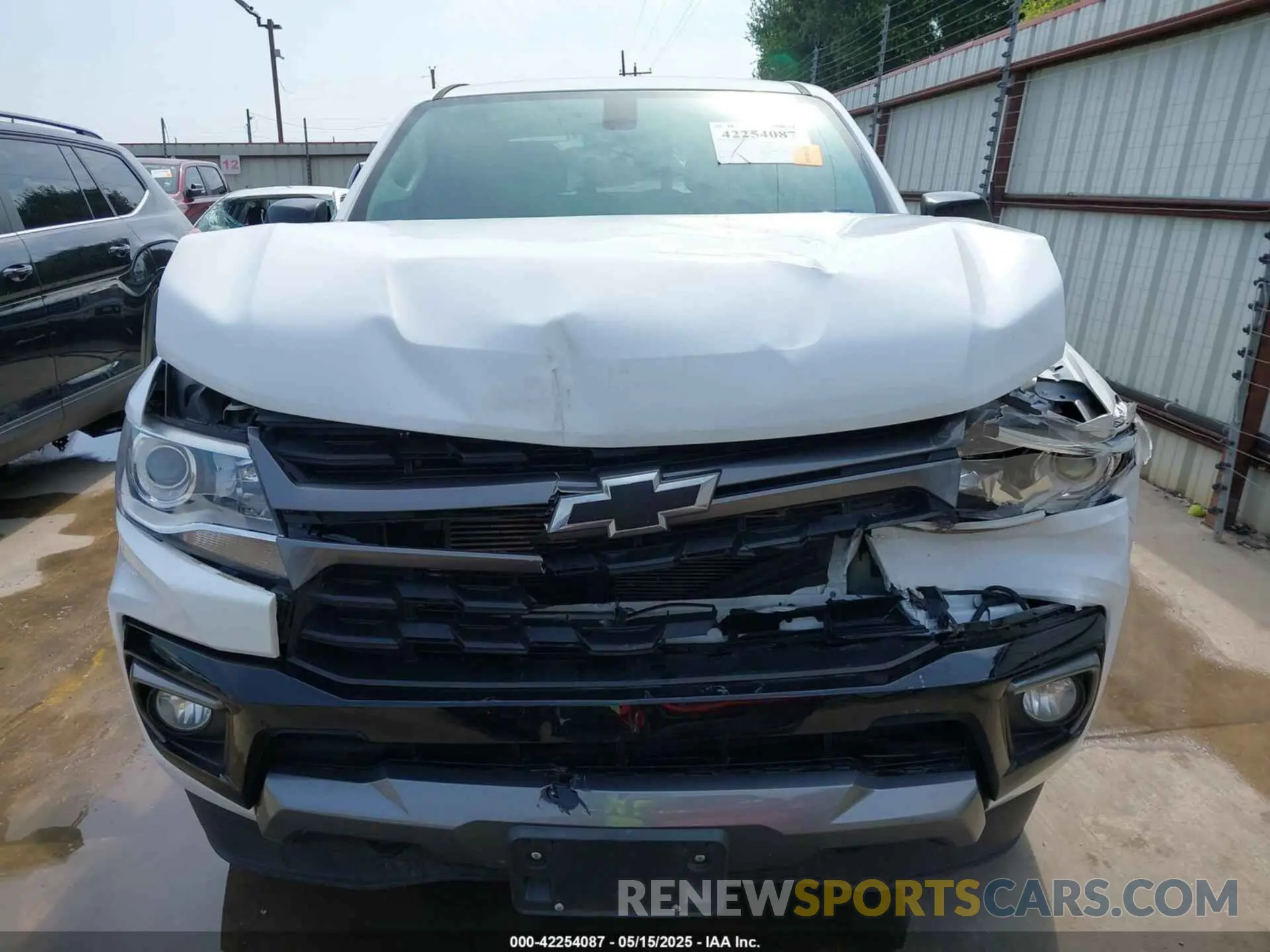 12 Photograph of a damaged car 1GCGSDENXN1194641 CHEVROLET COLORADO 2022