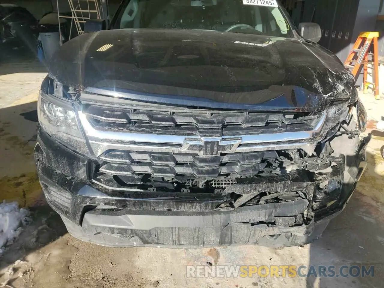 11 Photograph of a damaged car 1GCGTBEN2N1118851 CHEVROLET COLORADO 2022