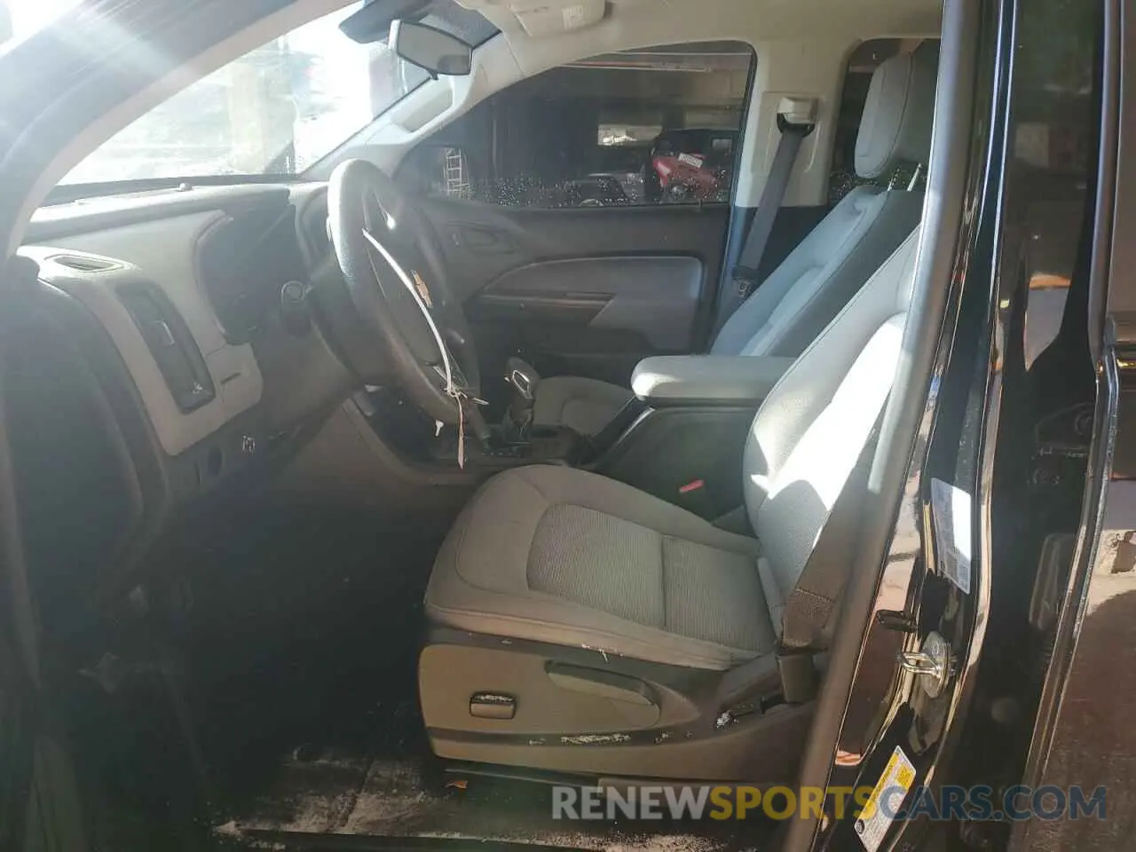 7 Photograph of a damaged car 1GCGTBEN2N1118851 CHEVROLET COLORADO 2022