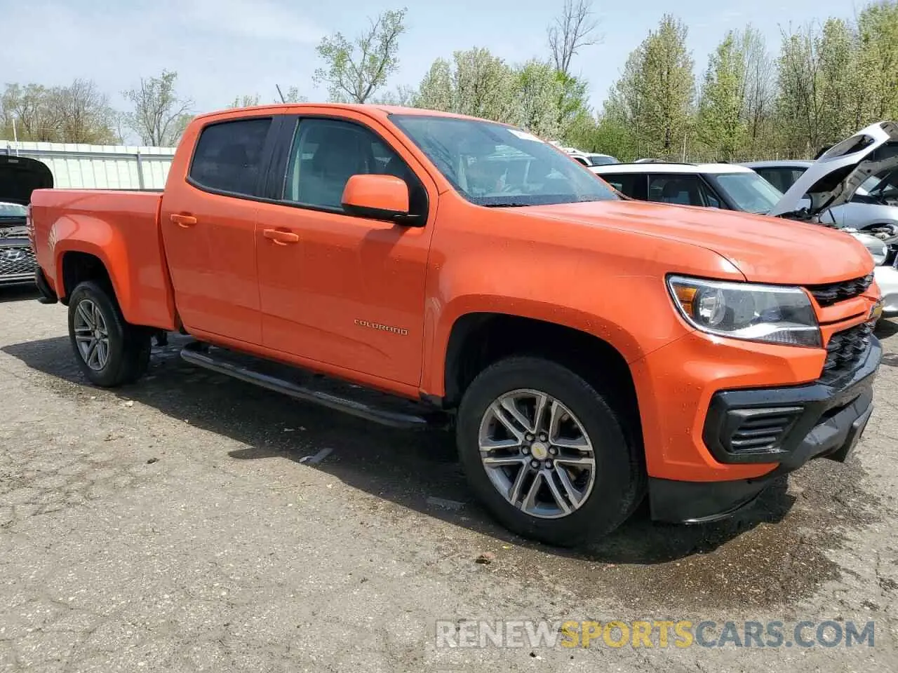 4 Photograph of a damaged car 1GCGTBEN3N1118759 CHEVROLET COLORADO 2022