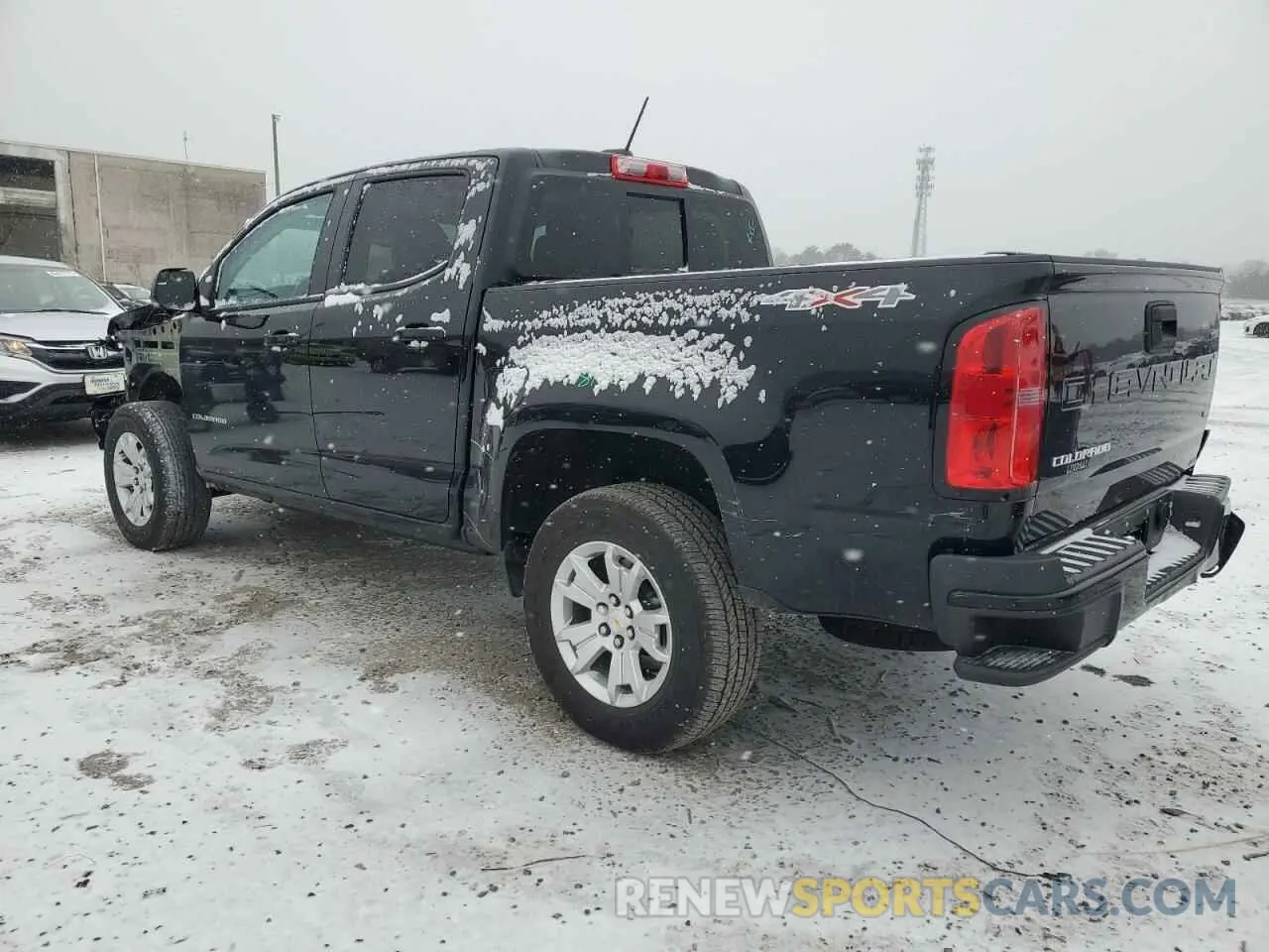 2 Photograph of a damaged car 1GCGTCEN3N1180619 CHEVROLET COLORADO 2022