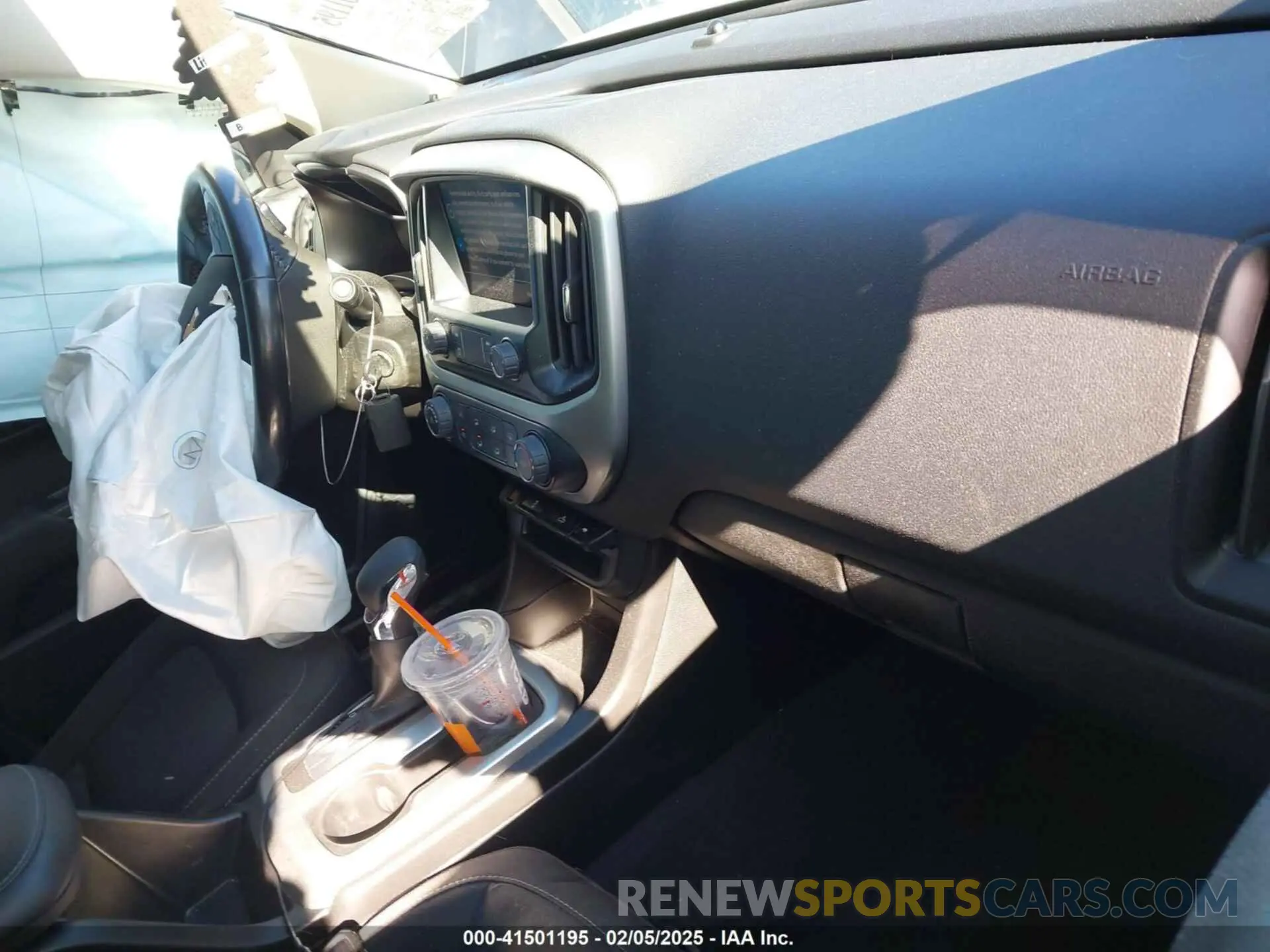 5 Photograph of a damaged car 1GCGTCEN4N1320547 CHEVROLET COLORADO 2022