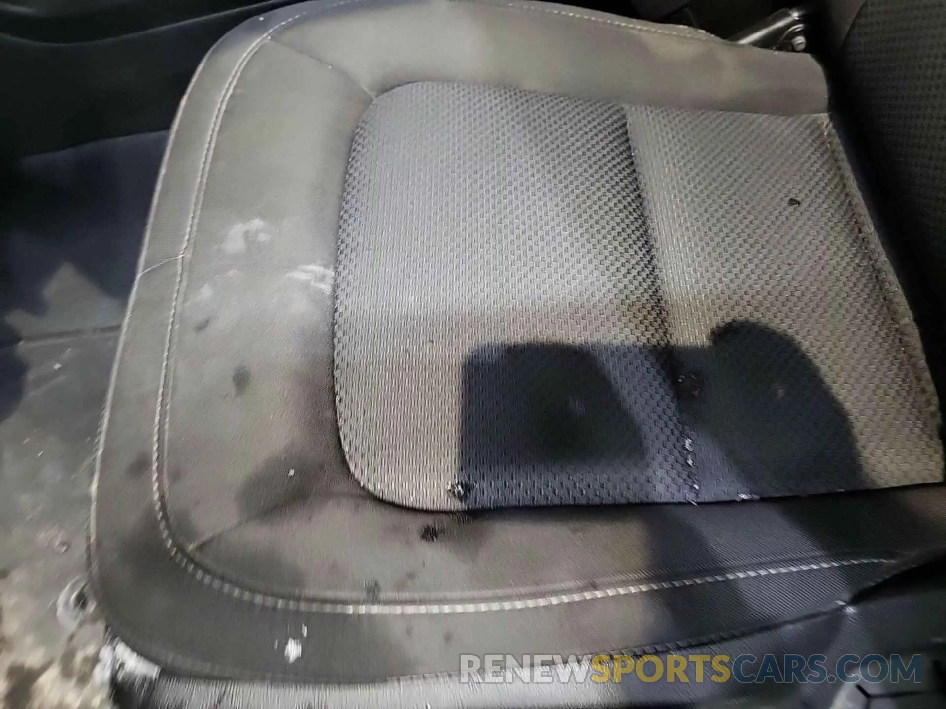 11 Photograph of a damaged car 1GCGTCEN6N1297059 CHEVROLET COLORADO 2022