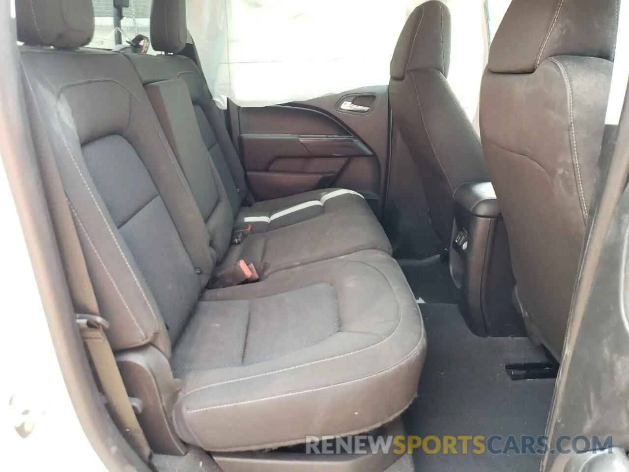 10 Photograph of a damaged car 1GCGTCEN7N1130225 CHEVROLET COLORADO 2022