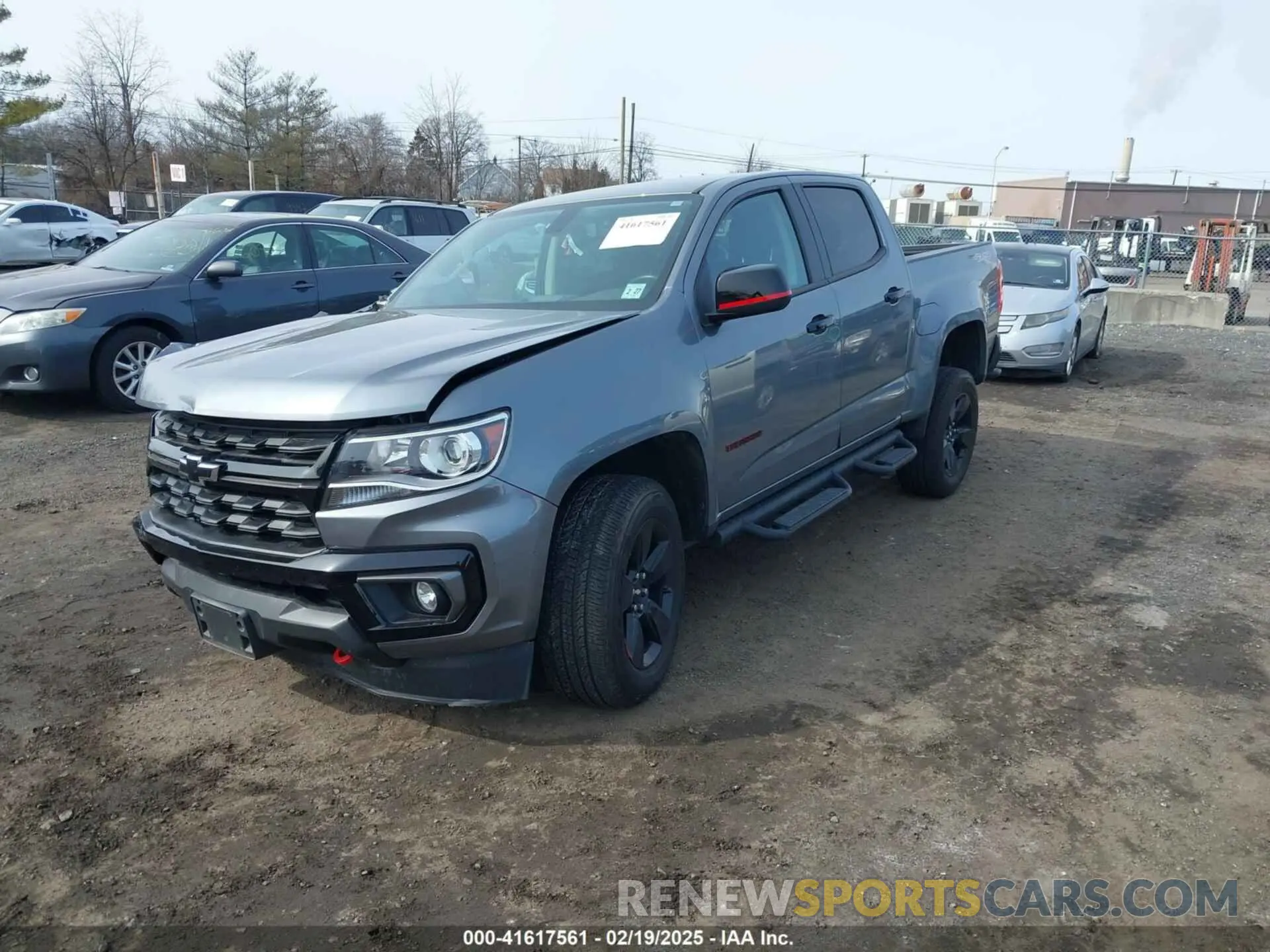 2 Photograph of a damaged car 1GCGTCEN7N1145713 CHEVROLET COLORADO 2022