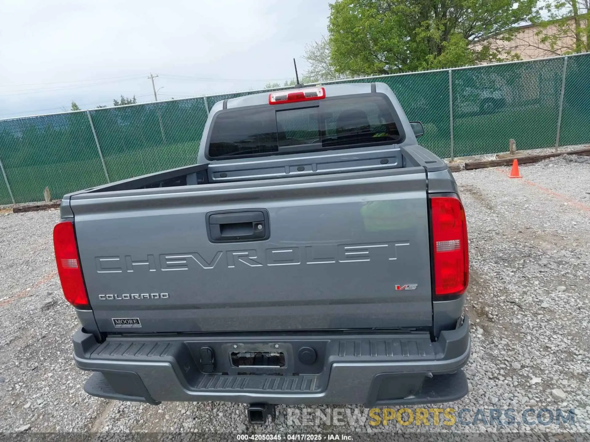 16 Photograph of a damaged car 1GCGTCEN8N1227420 CHEVROLET COLORADO 2022