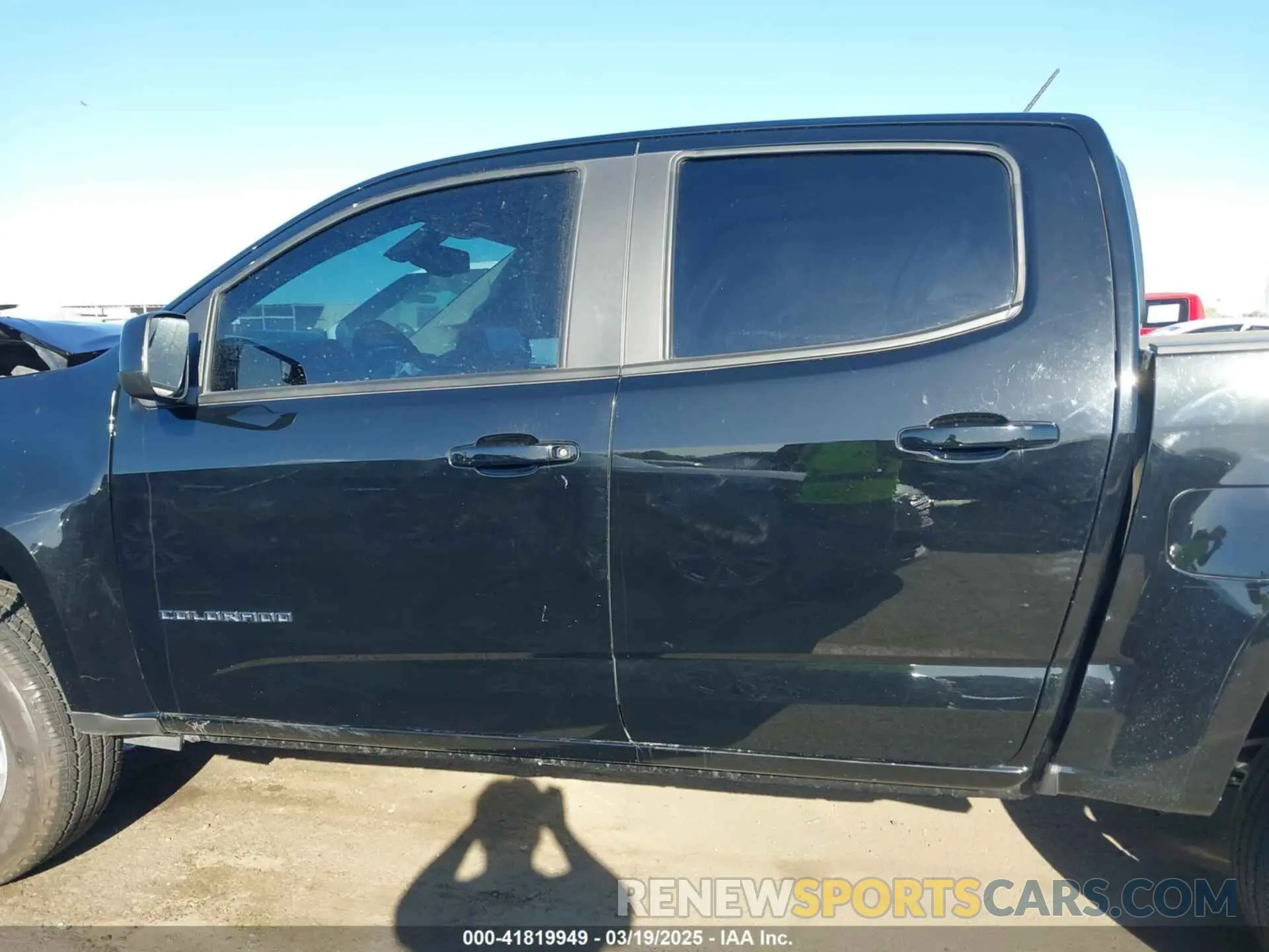 14 Photograph of a damaged car 1GCGTCEN9N1237468 CHEVROLET COLORADO 2022