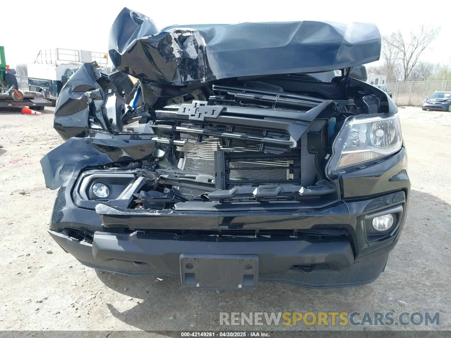 12 Photograph of a damaged car 1GCGTCENXN1248947 CHEVROLET COLORADO 2022