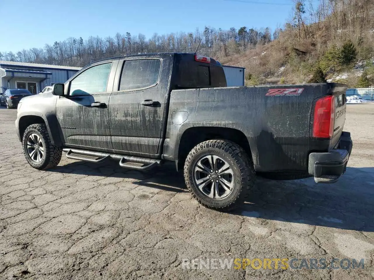 2 Photograph of a damaged car 1GCGTDEN0N1299492 CHEVROLET COLORADO 2022