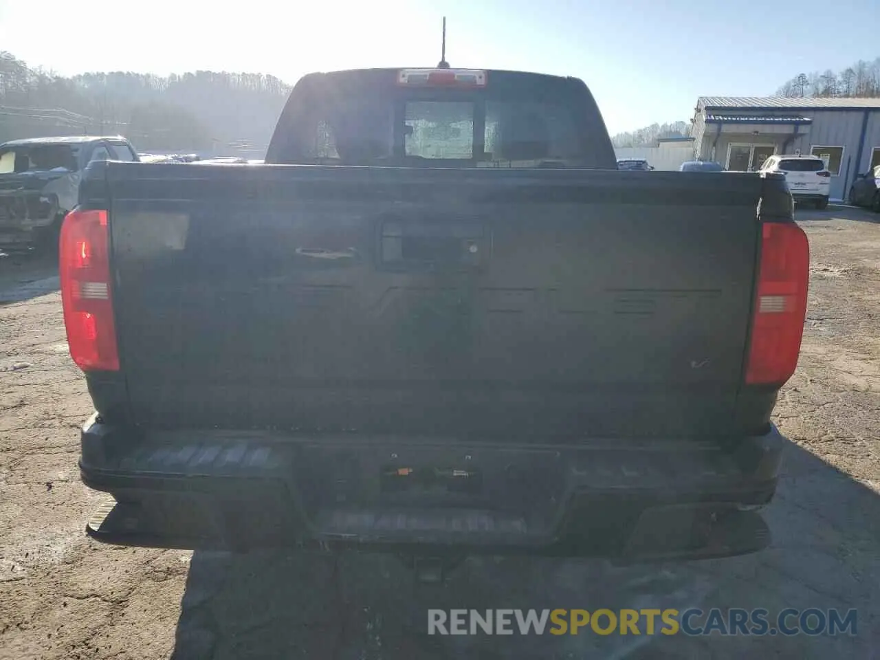 6 Photograph of a damaged car 1GCGTDEN0N1299492 CHEVROLET COLORADO 2022