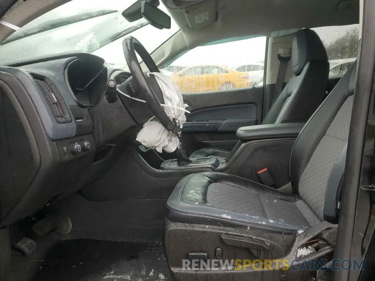 7 Photograph of a damaged car 1GCGTDEN1N1177305 CHEVROLET COLORADO 2022