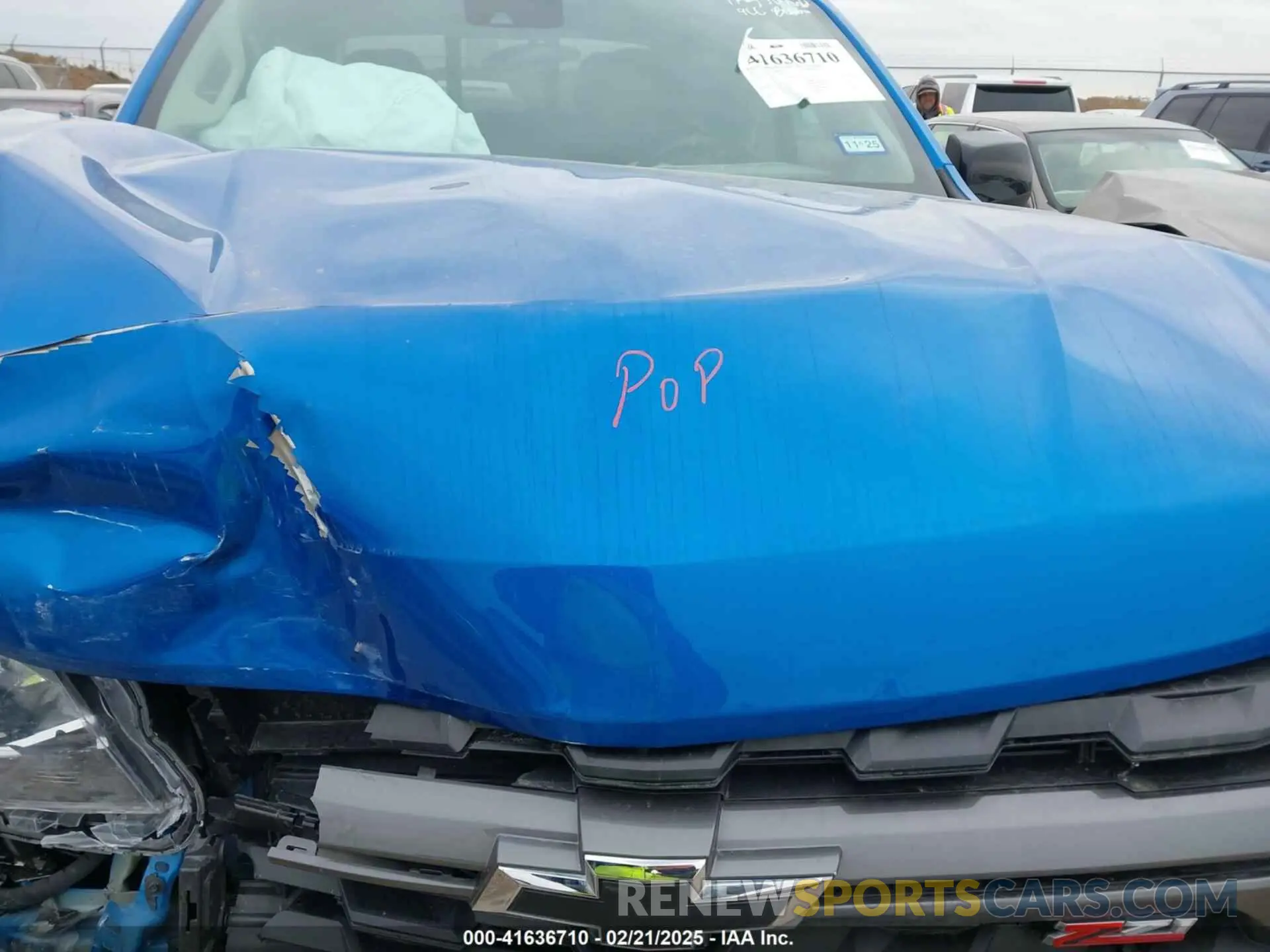 10 Photograph of a damaged car 1GCGTDEN1N1316915 CHEVROLET COLORADO 2022