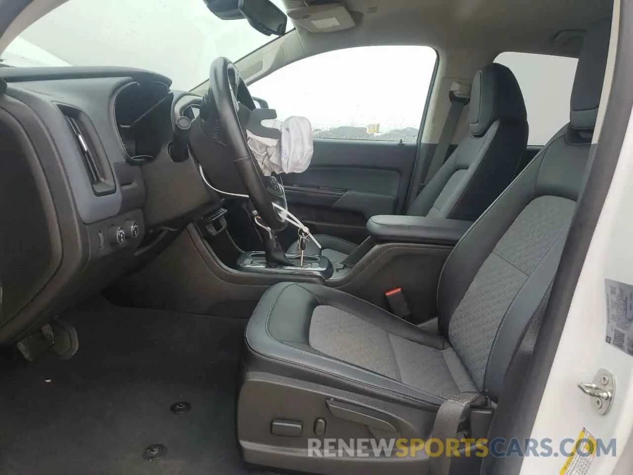 7 Photograph of a damaged car 1GCGTDEN2N1141901 CHEVROLET COLORADO 2022