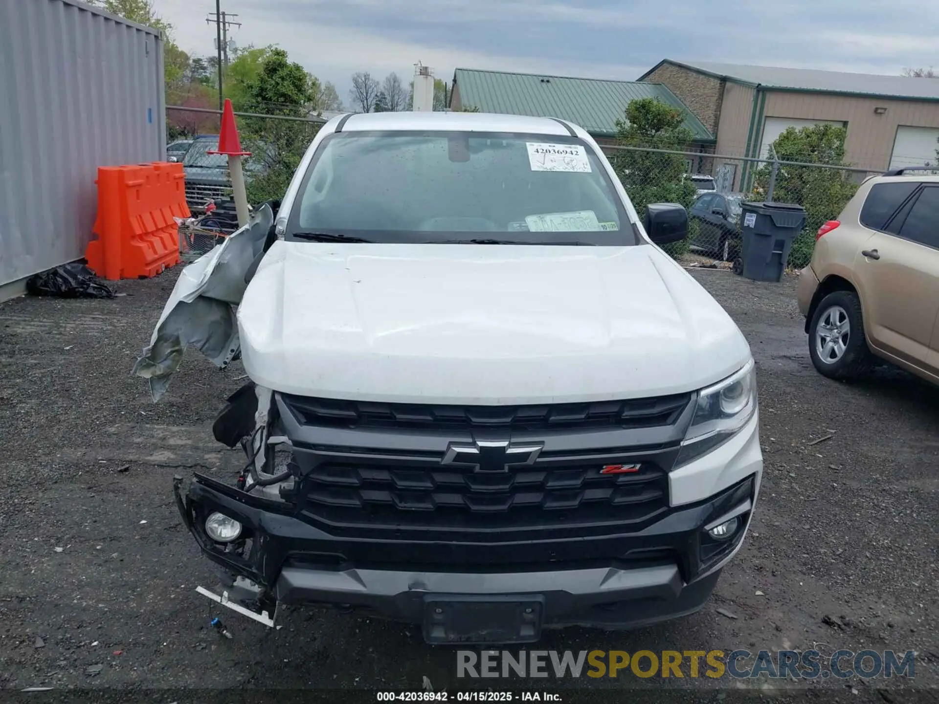13 Photograph of a damaged car 1GCGTDEN2N1266879 CHEVROLET COLORADO 2022