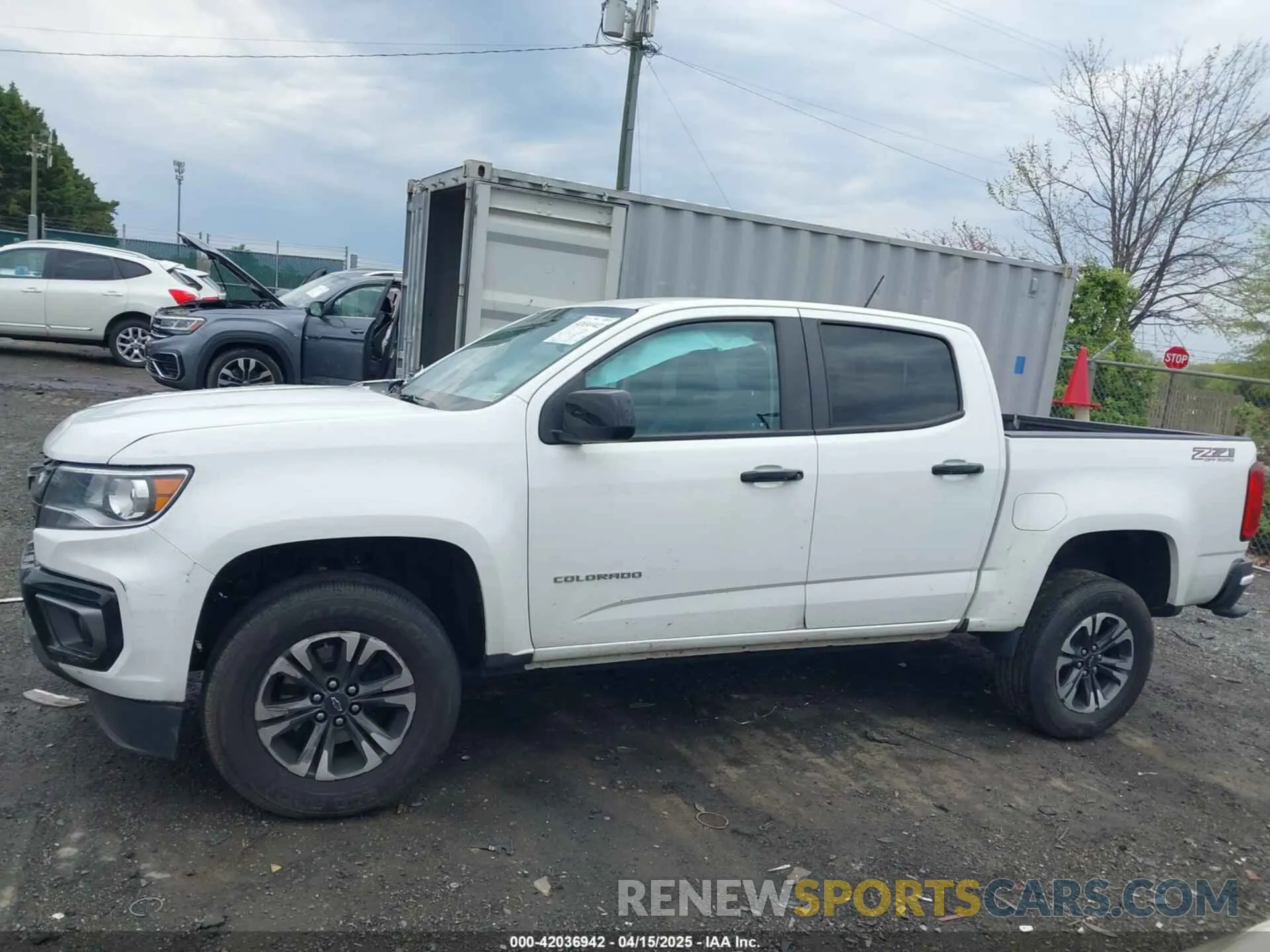 15 Photograph of a damaged car 1GCGTDEN2N1266879 CHEVROLET COLORADO 2022