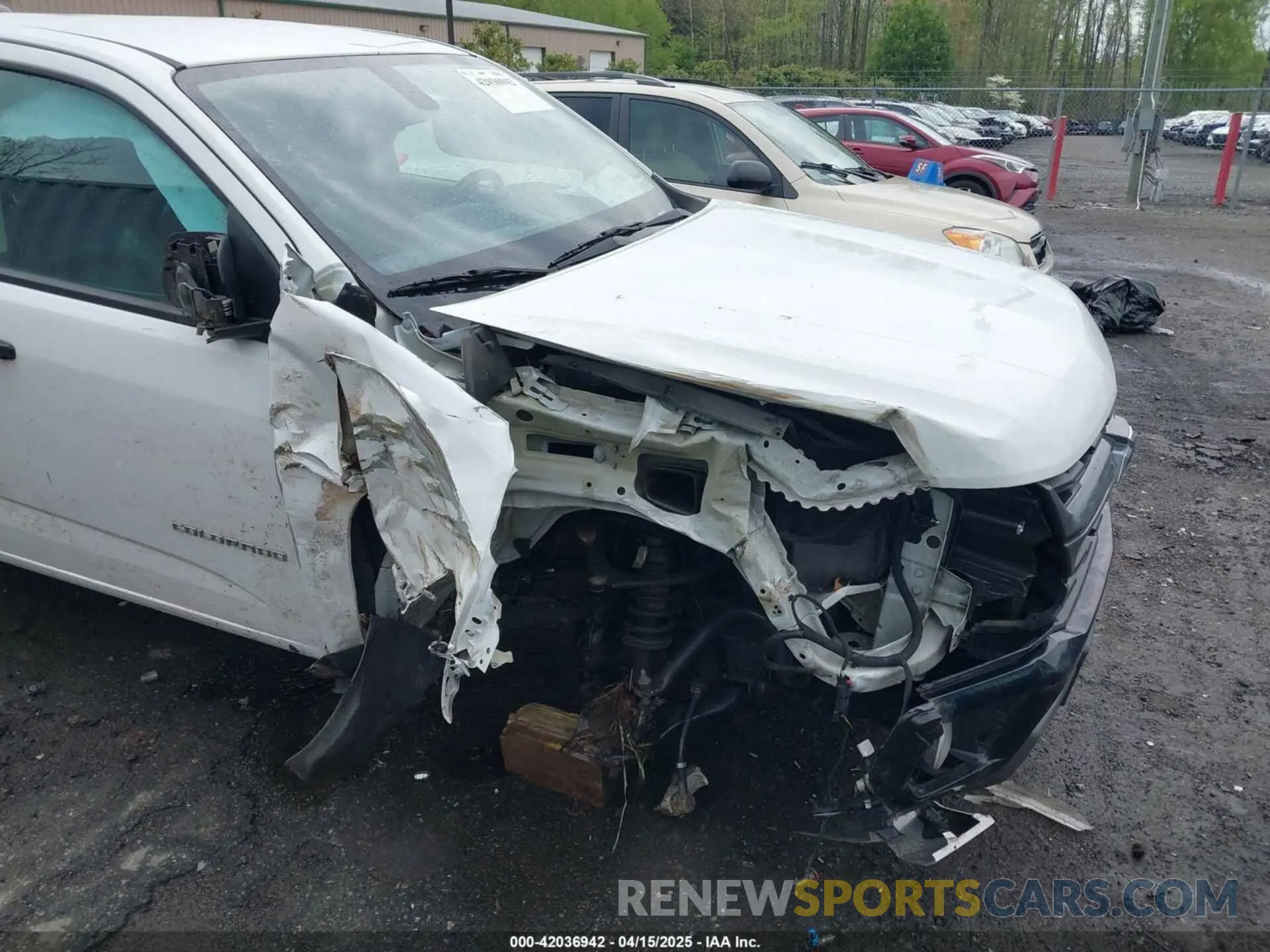 6 Photograph of a damaged car 1GCGTDEN2N1266879 CHEVROLET COLORADO 2022