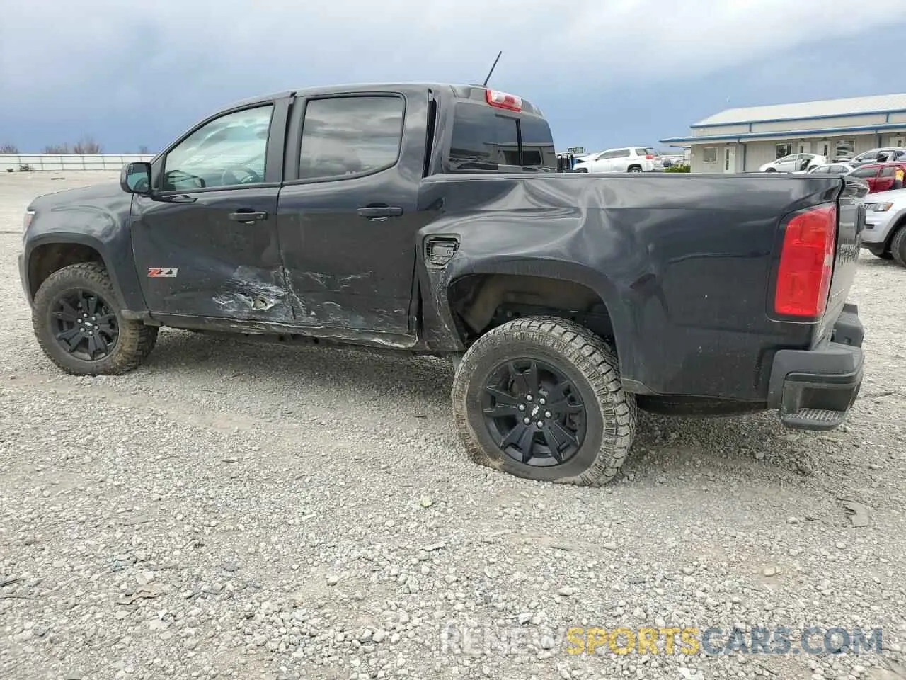 2 Photograph of a damaged car 1GCGTDEN4N1278161 CHEVROLET COLORADO 2022