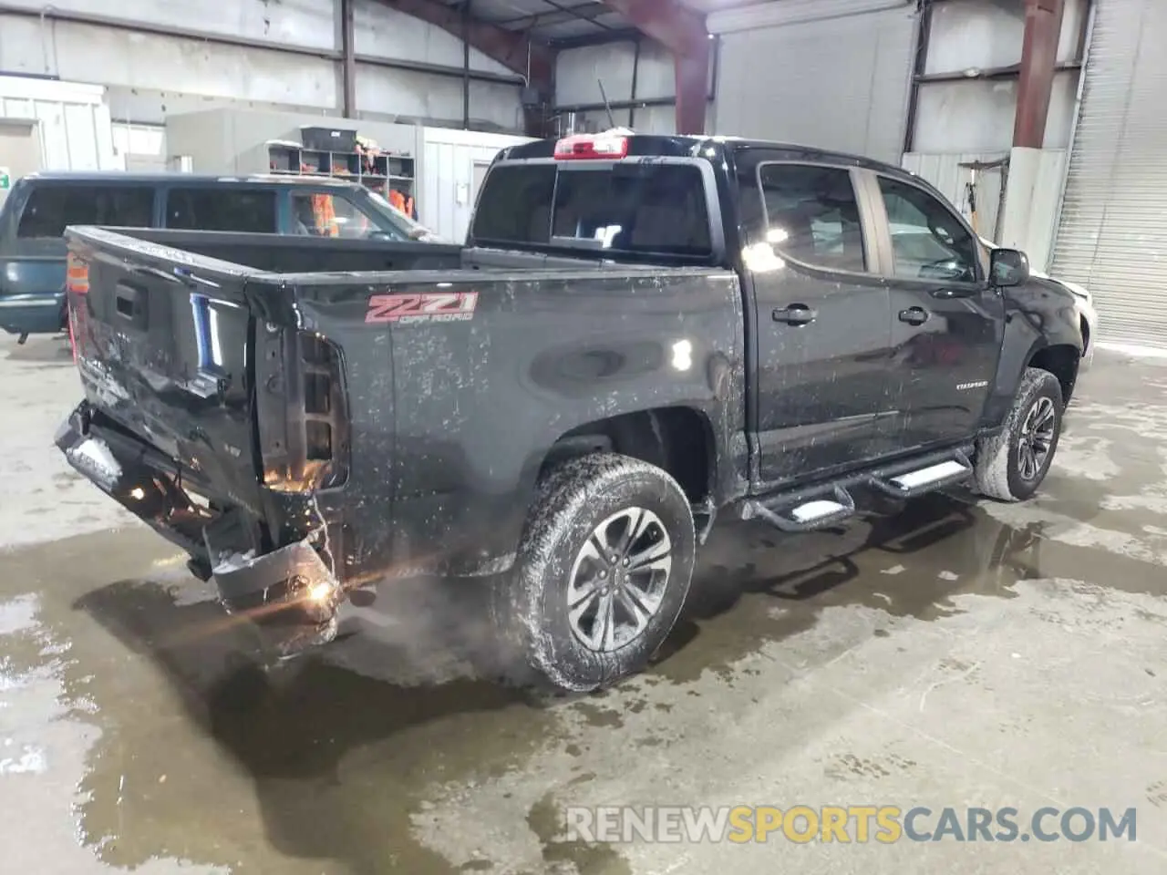 3 Photograph of a damaged car 1GCGTDEN5N1100422 CHEVROLET COLORADO 2022
