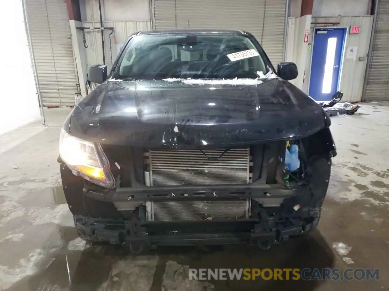 5 Photograph of a damaged car 1GCGTDEN5N1100422 CHEVROLET COLORADO 2022