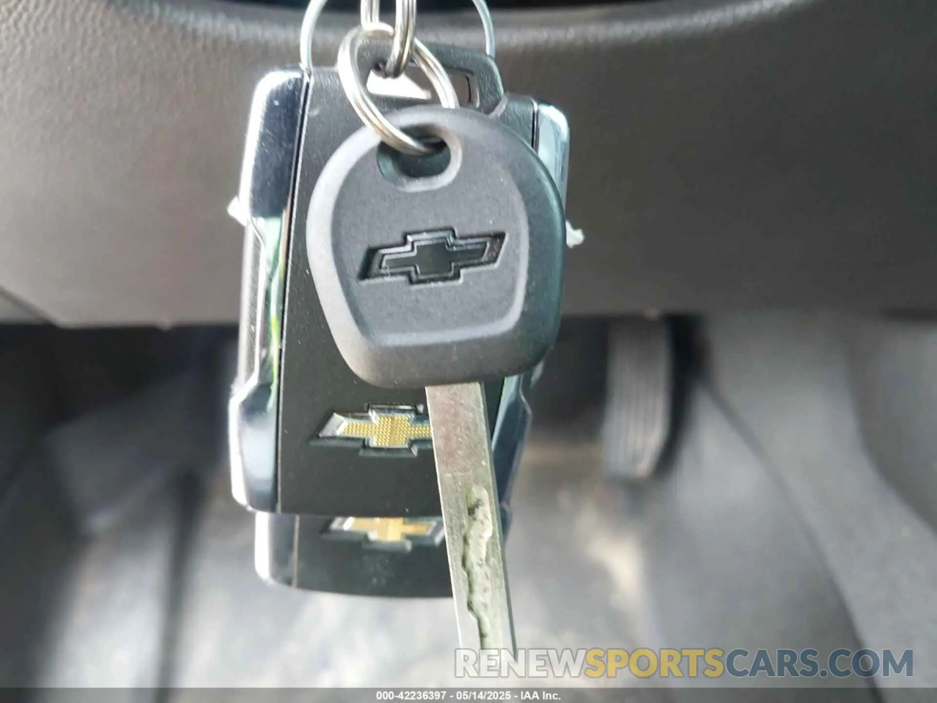 11 Photograph of a damaged car 1GCGTDEN6N1153159 CHEVROLET COLORADO 2022