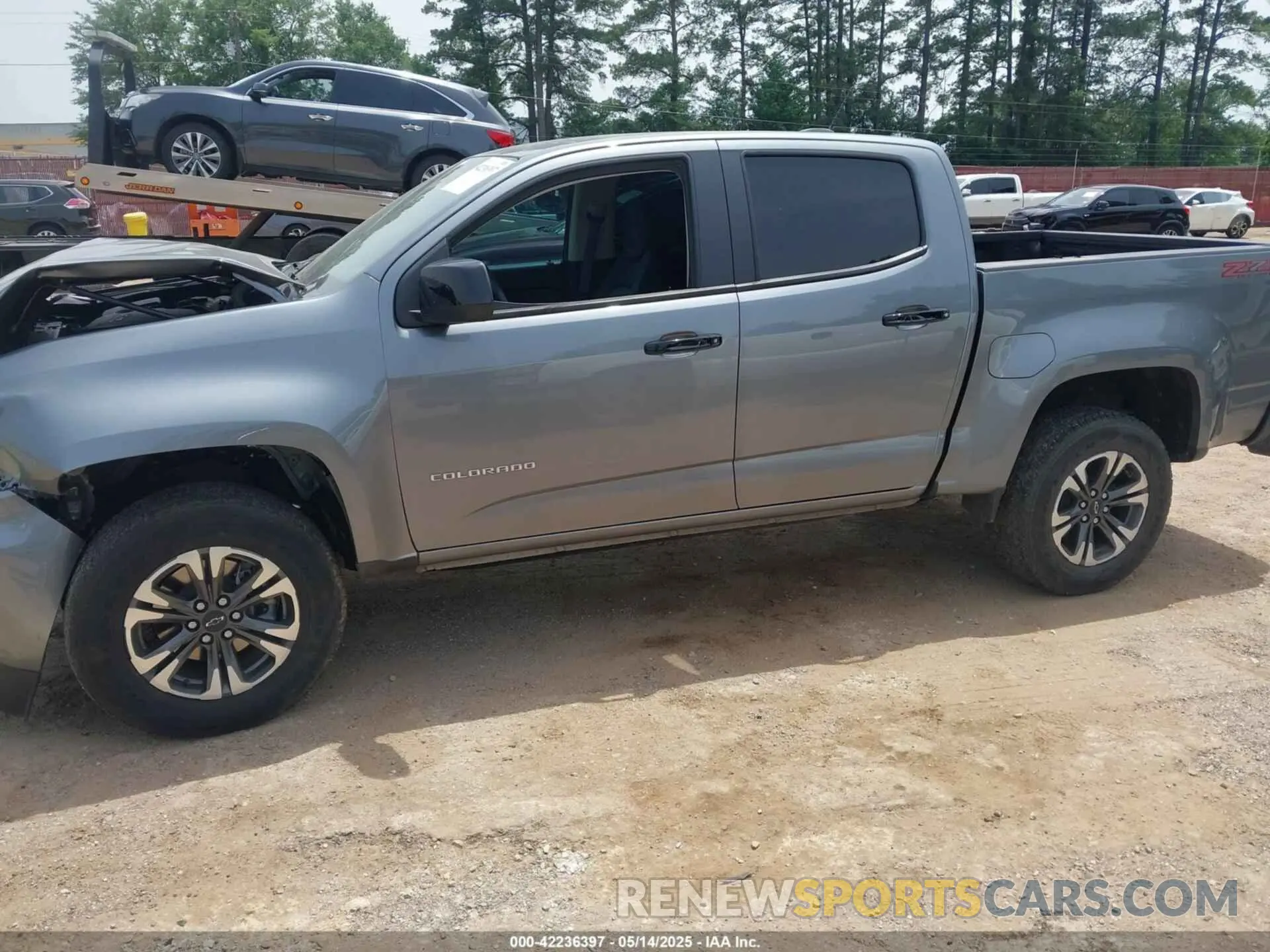 14 Photograph of a damaged car 1GCGTDEN6N1153159 CHEVROLET COLORADO 2022