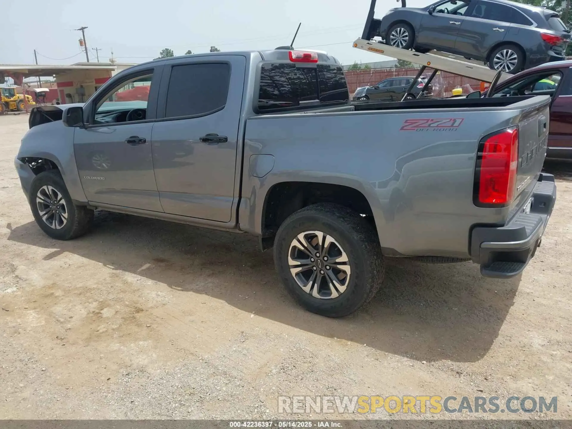 3 Photograph of a damaged car 1GCGTDEN6N1153159 CHEVROLET COLORADO 2022