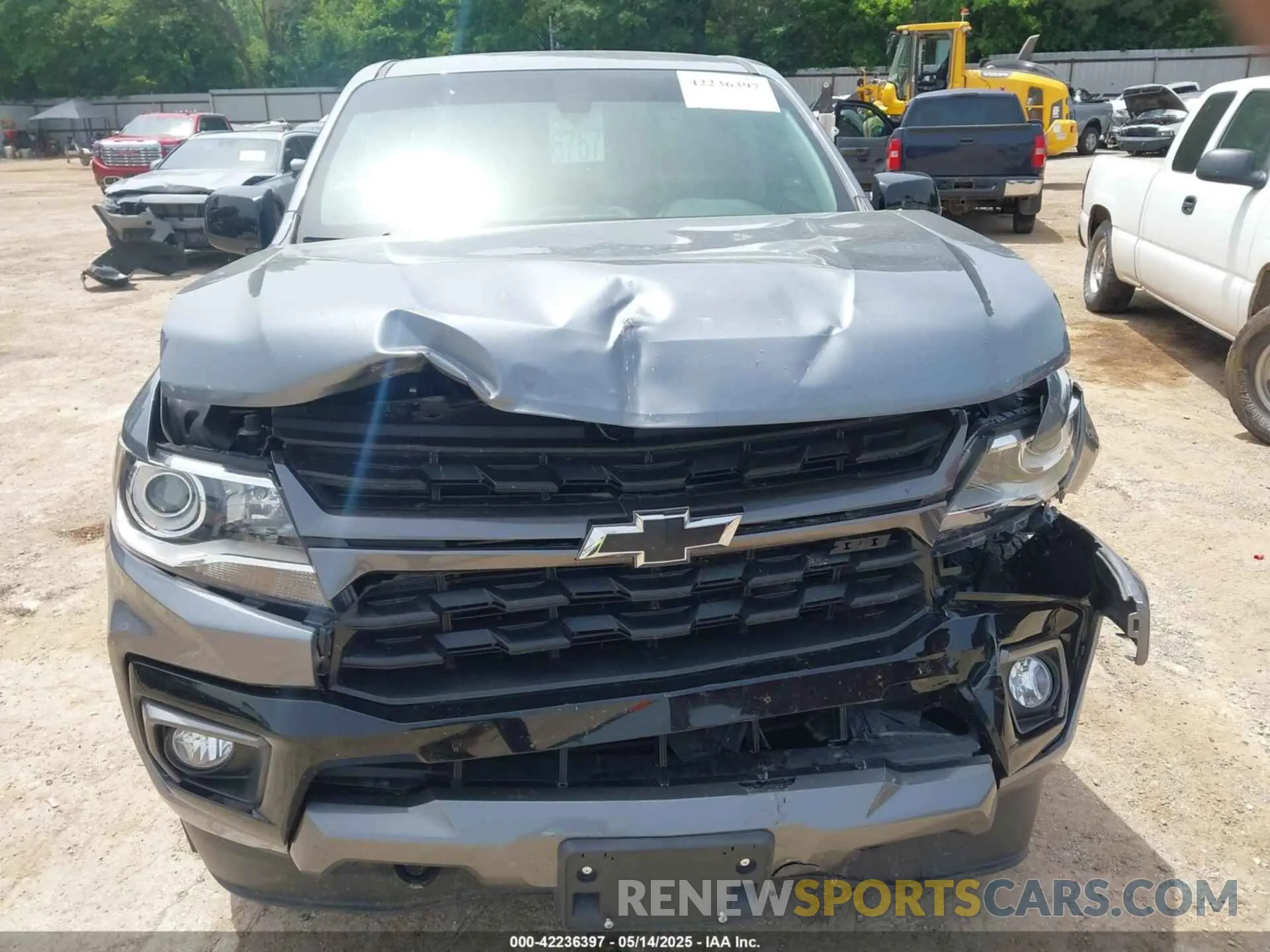 6 Photograph of a damaged car 1GCGTDEN6N1153159 CHEVROLET COLORADO 2022
