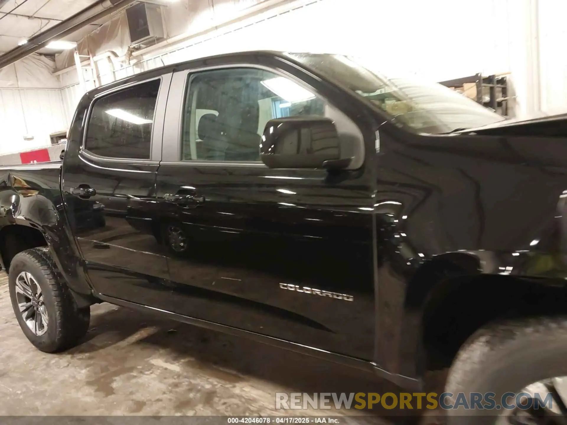 14 Photograph of a damaged car 1GCGTDEN7N1123152 CHEVROLET COLORADO 2022