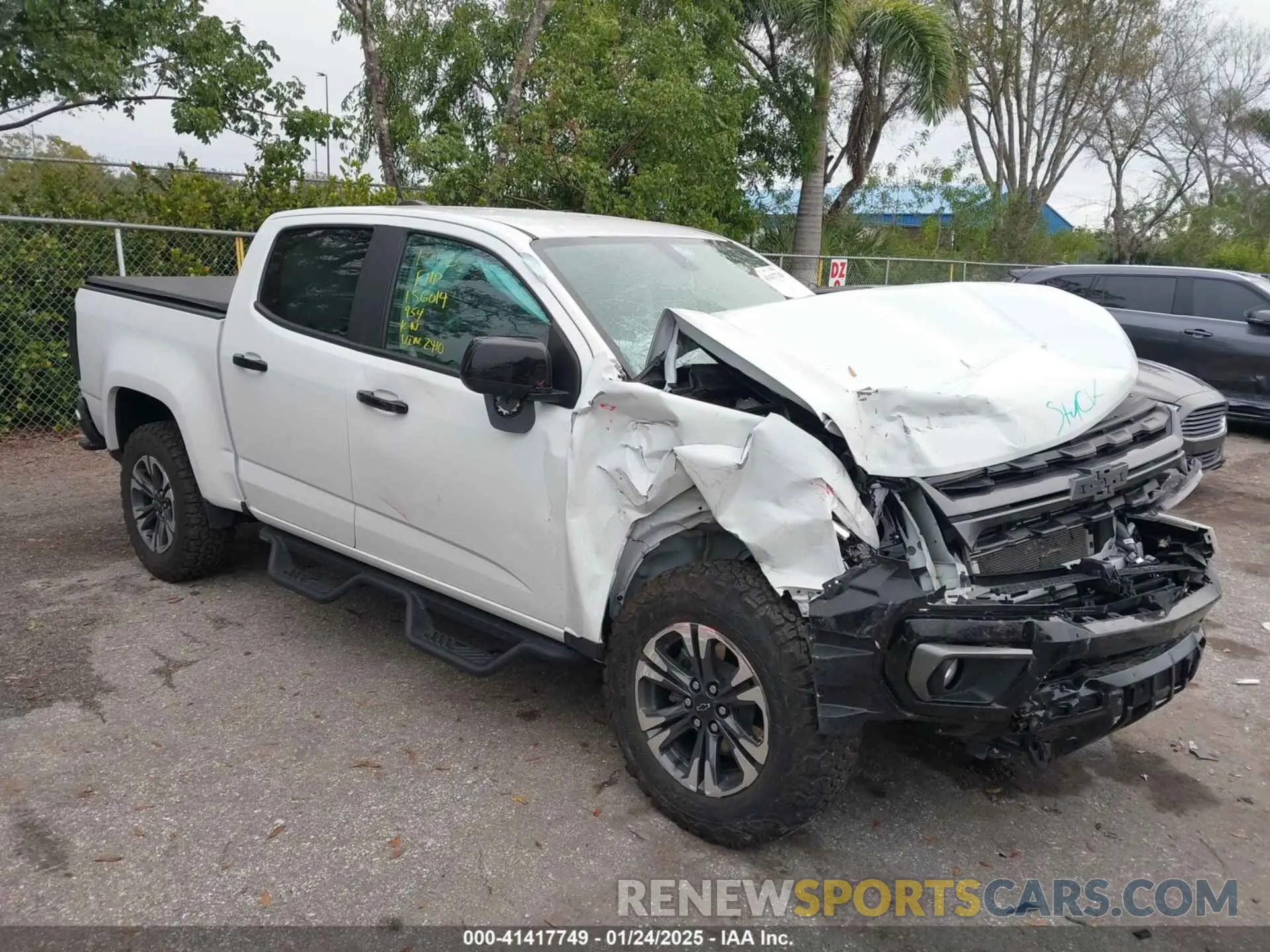1 Photograph of a damaged car 1GCGTDEN7N1332410 CHEVROLET COLORADO 2022
